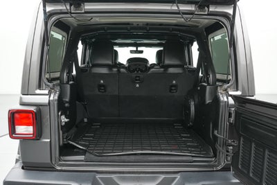 2021 Jeep Wrangler Unlimited Sahara Altitude