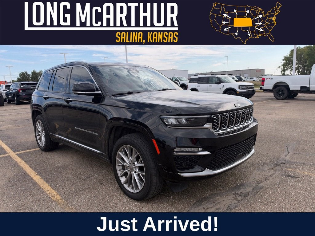 2022 Jeep Grand Cherokee Summit