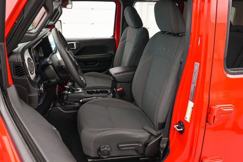 2024 Jeep Wrangler Sahara 4xe