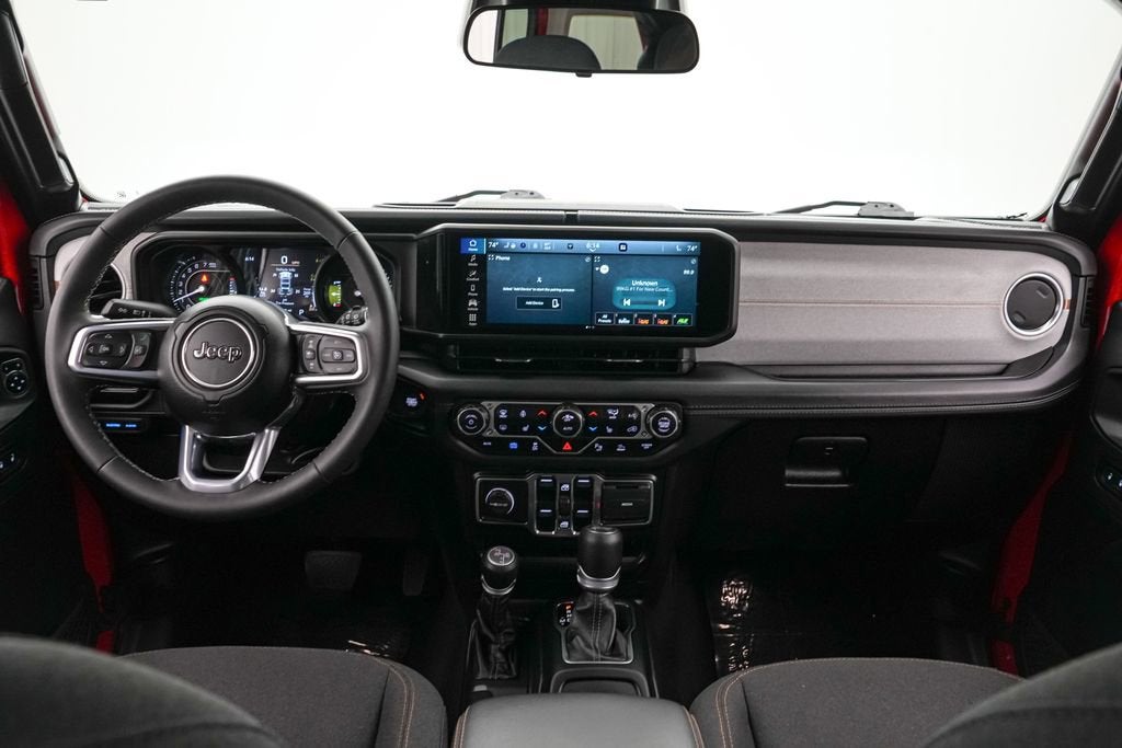 2025 Jeep Wrangler Sahara 4xe