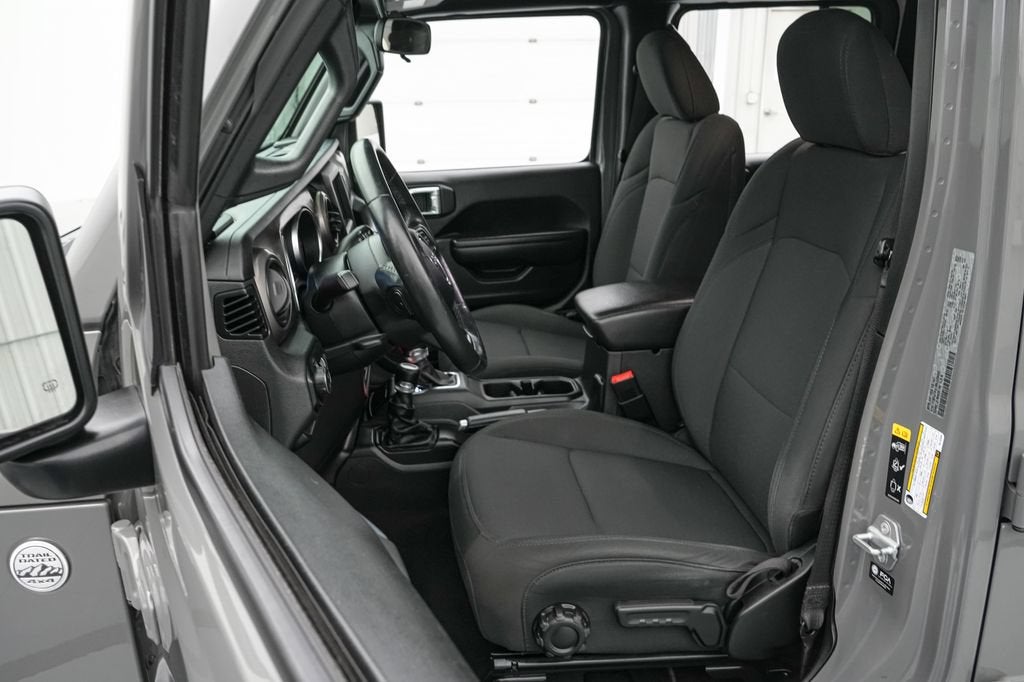 2021 Jeep Gladiator Sport