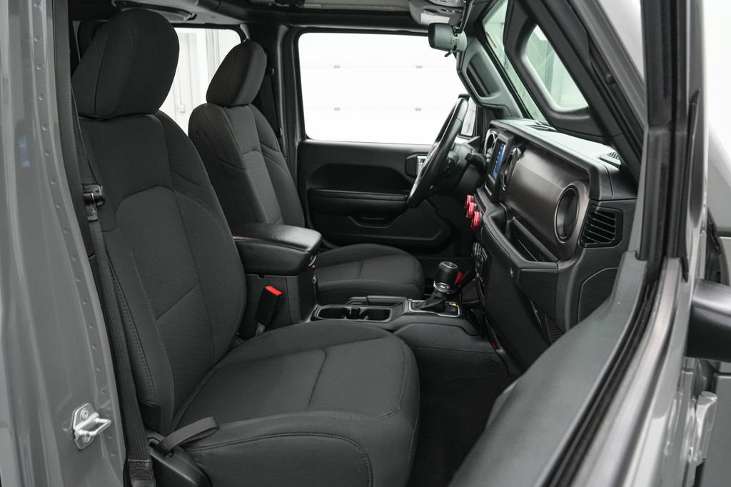 2021 Jeep Gladiator Sport