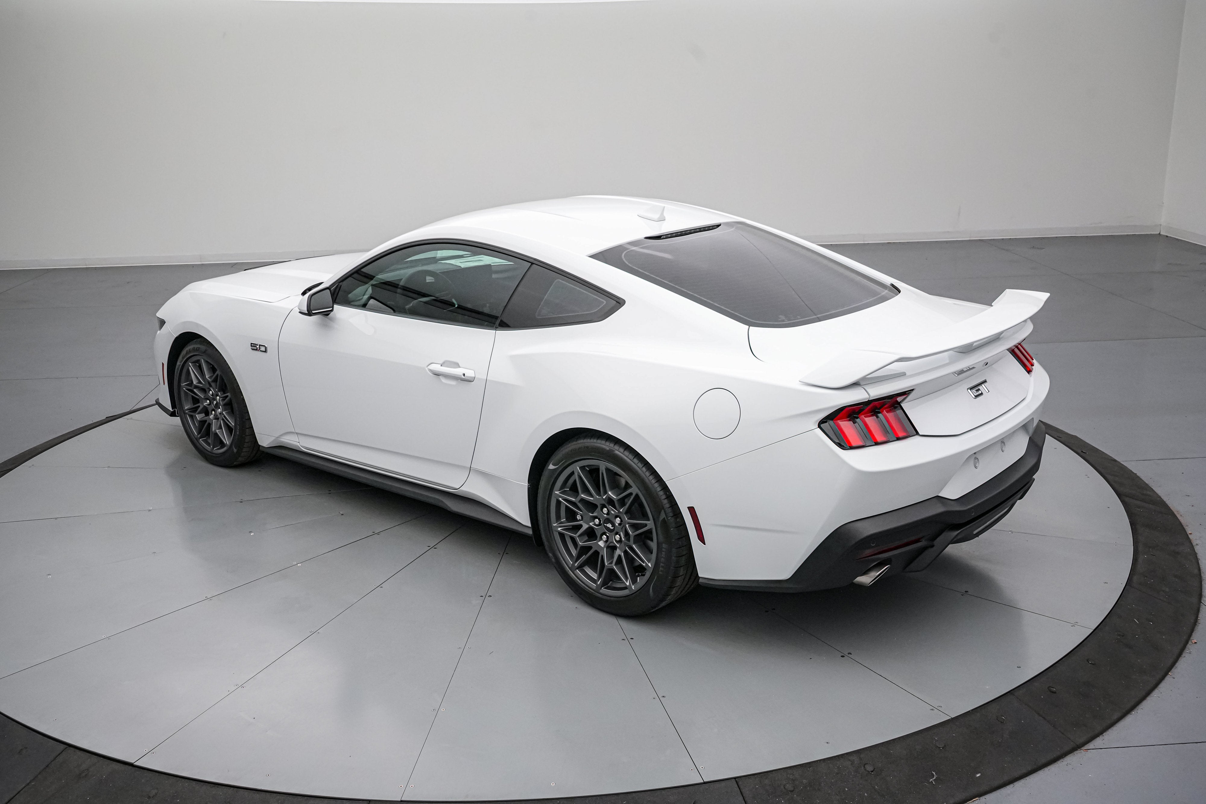 2026 Ford Mustang LMP 810