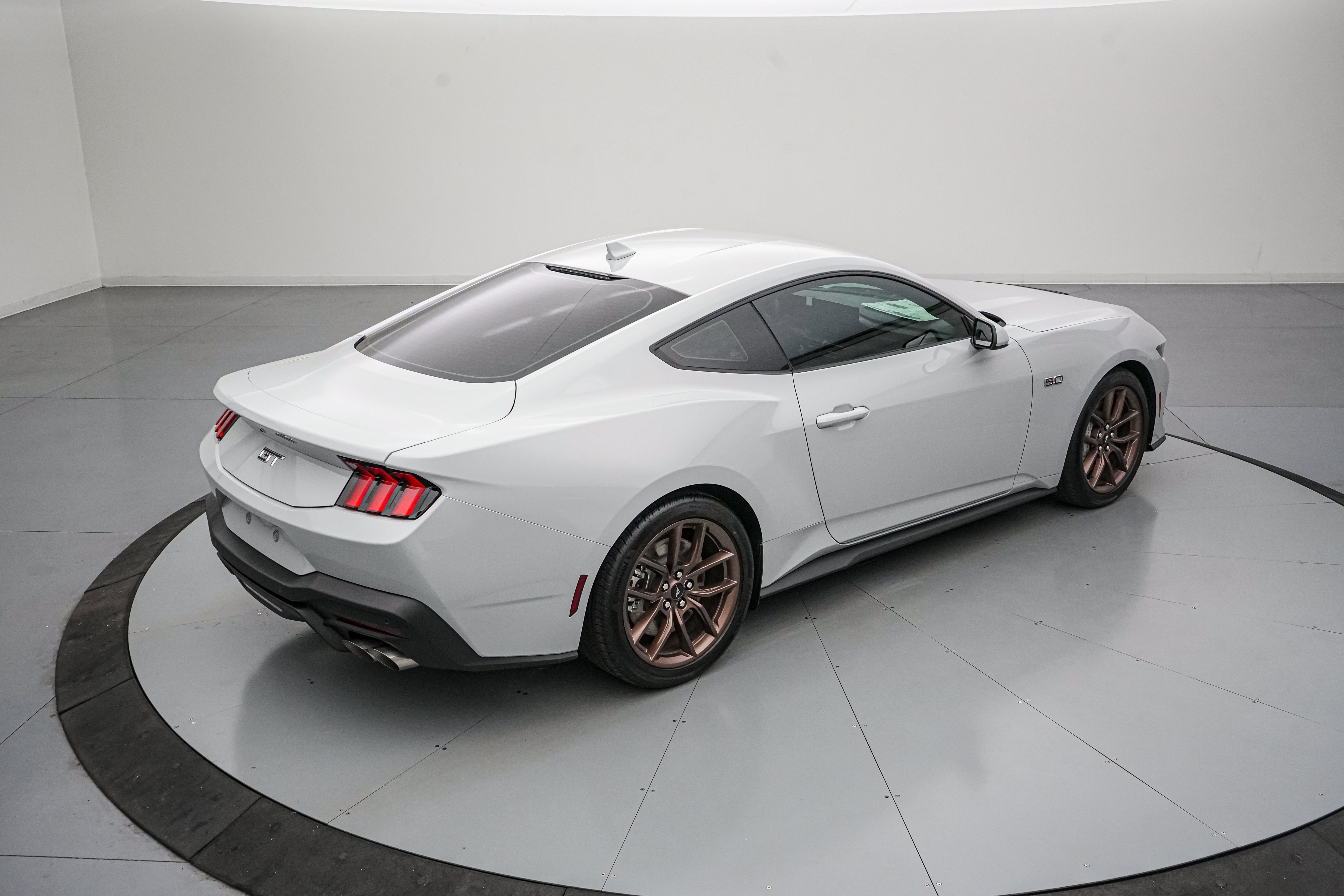 2026 Ford Mustang LMP 810