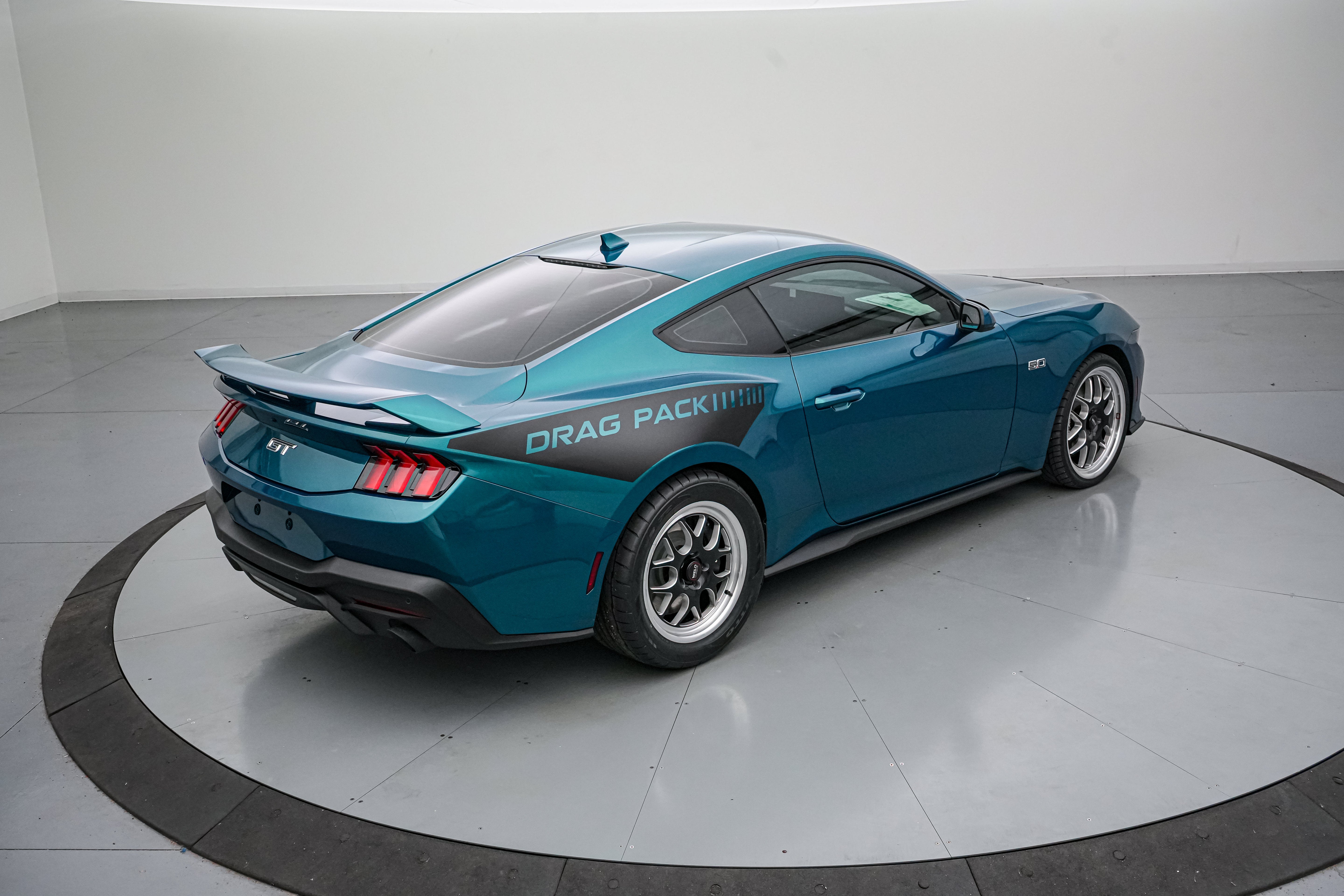 2026 Ford Mustang LMP 810 Drag Pack