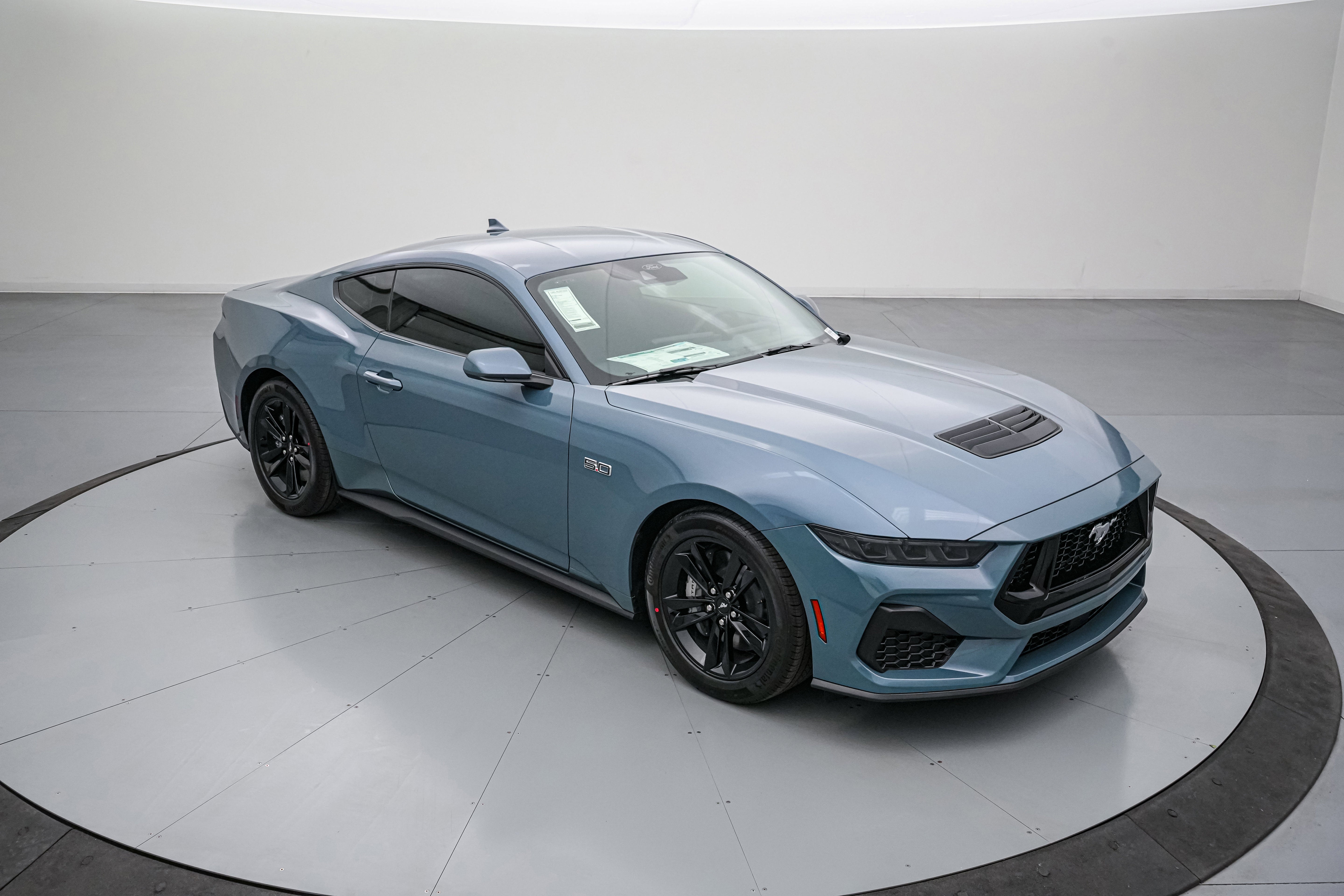 2026 Ford Mustang LMP 810