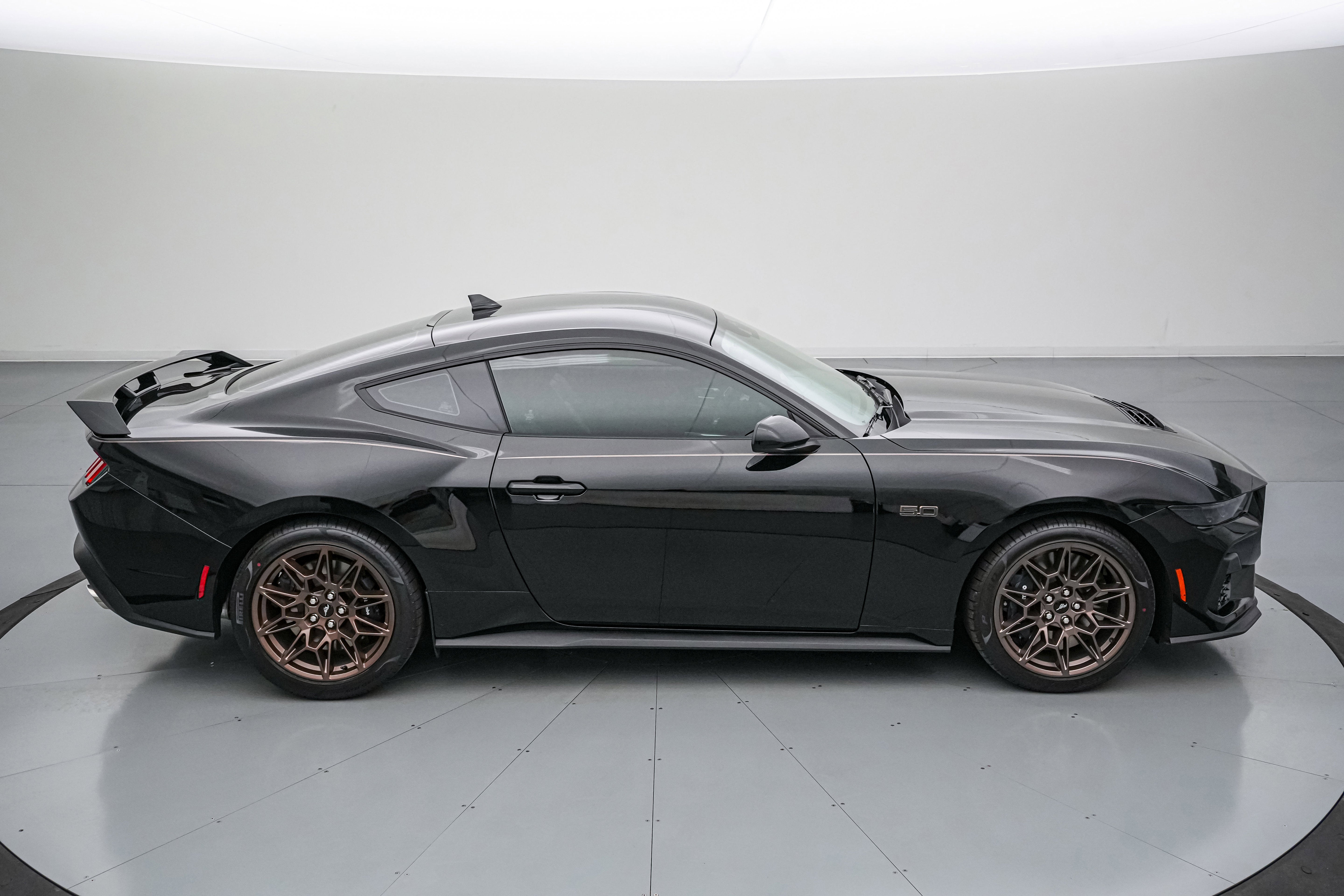 2026 Ford Mustang LMP 810 75th Anniversary Edition