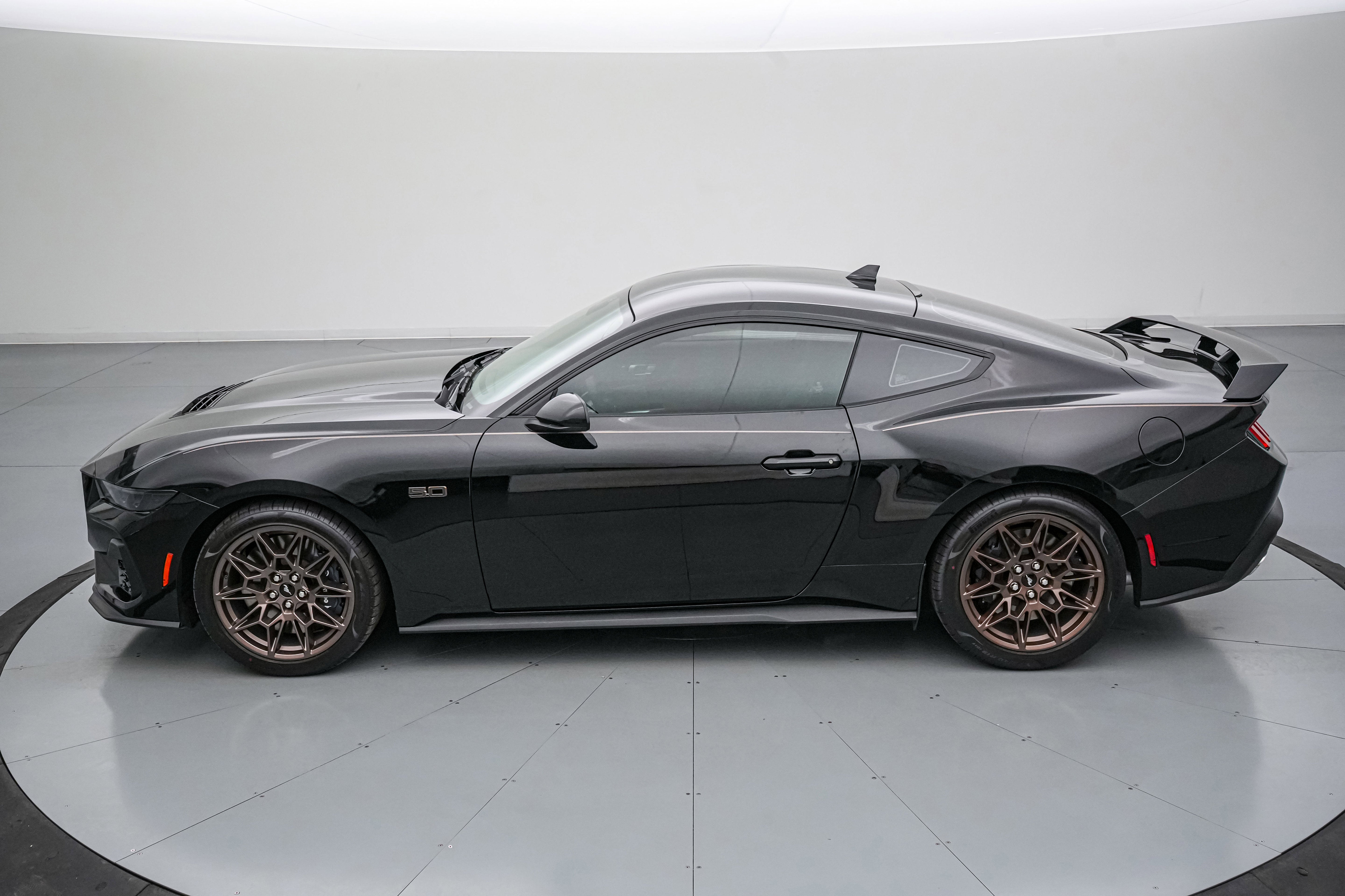 2026 Ford Mustang LMP 810 75th Anniversary Edition