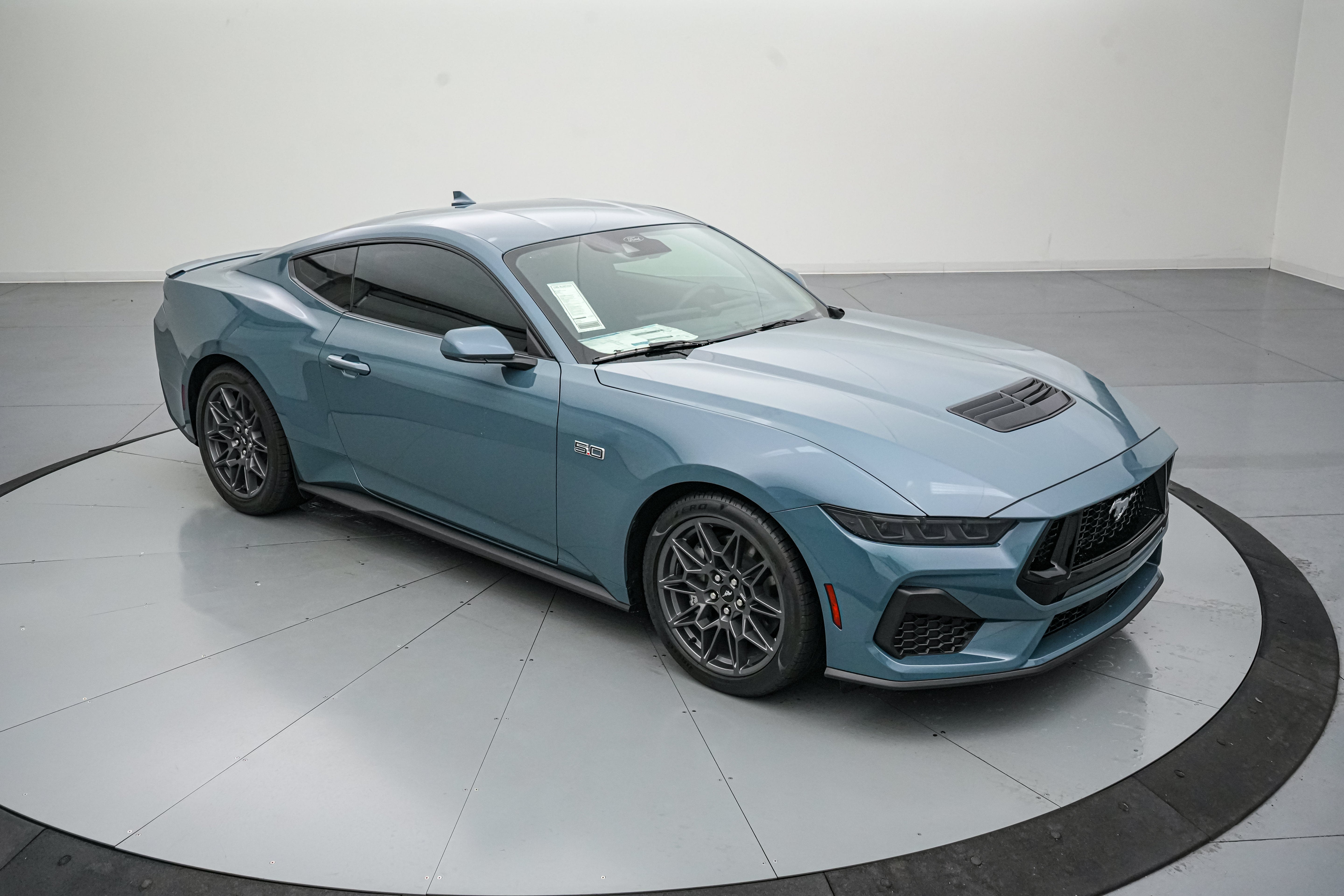 2026 Ford Mustang LMP 810