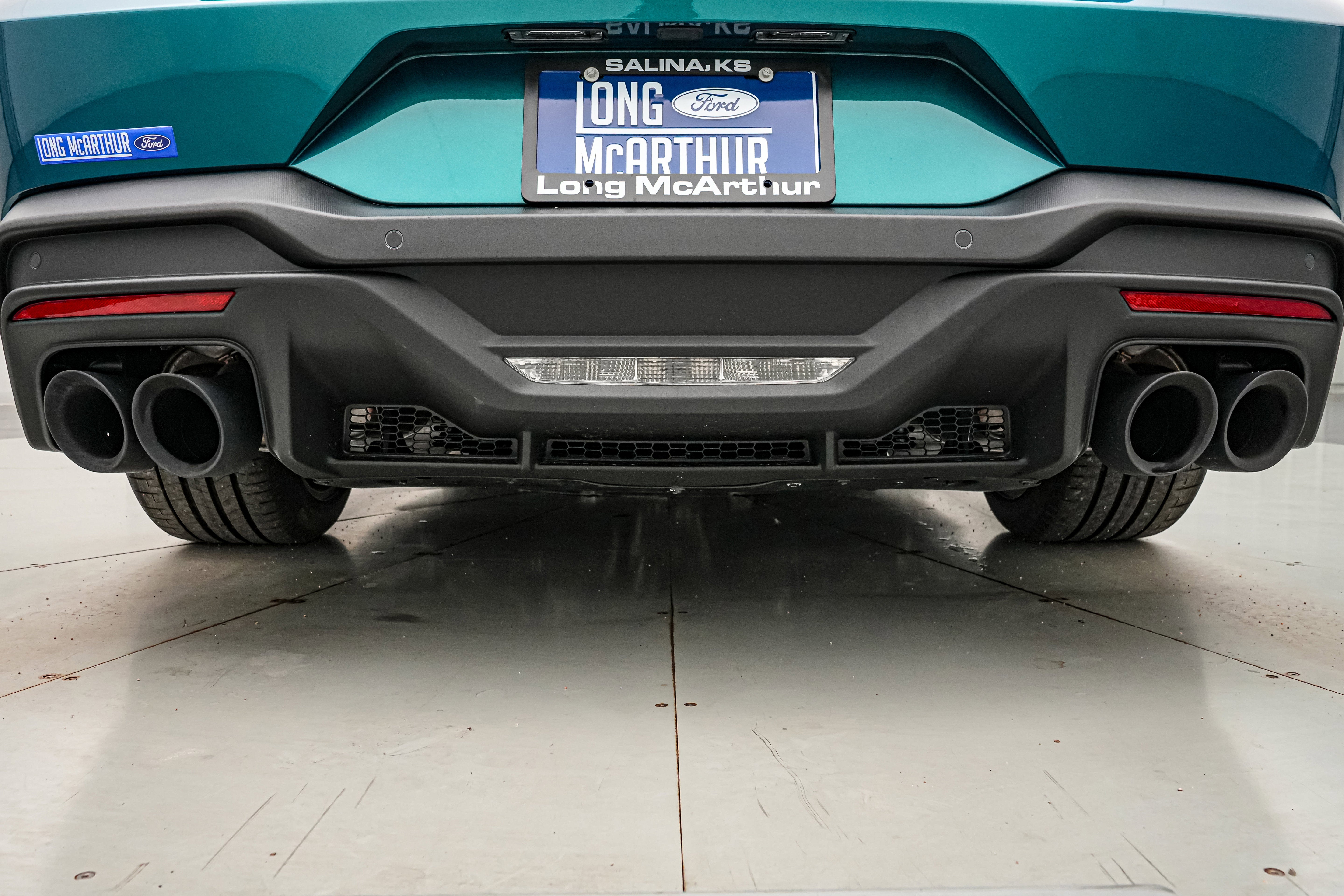 2026 Ford Mustang Dark Horse