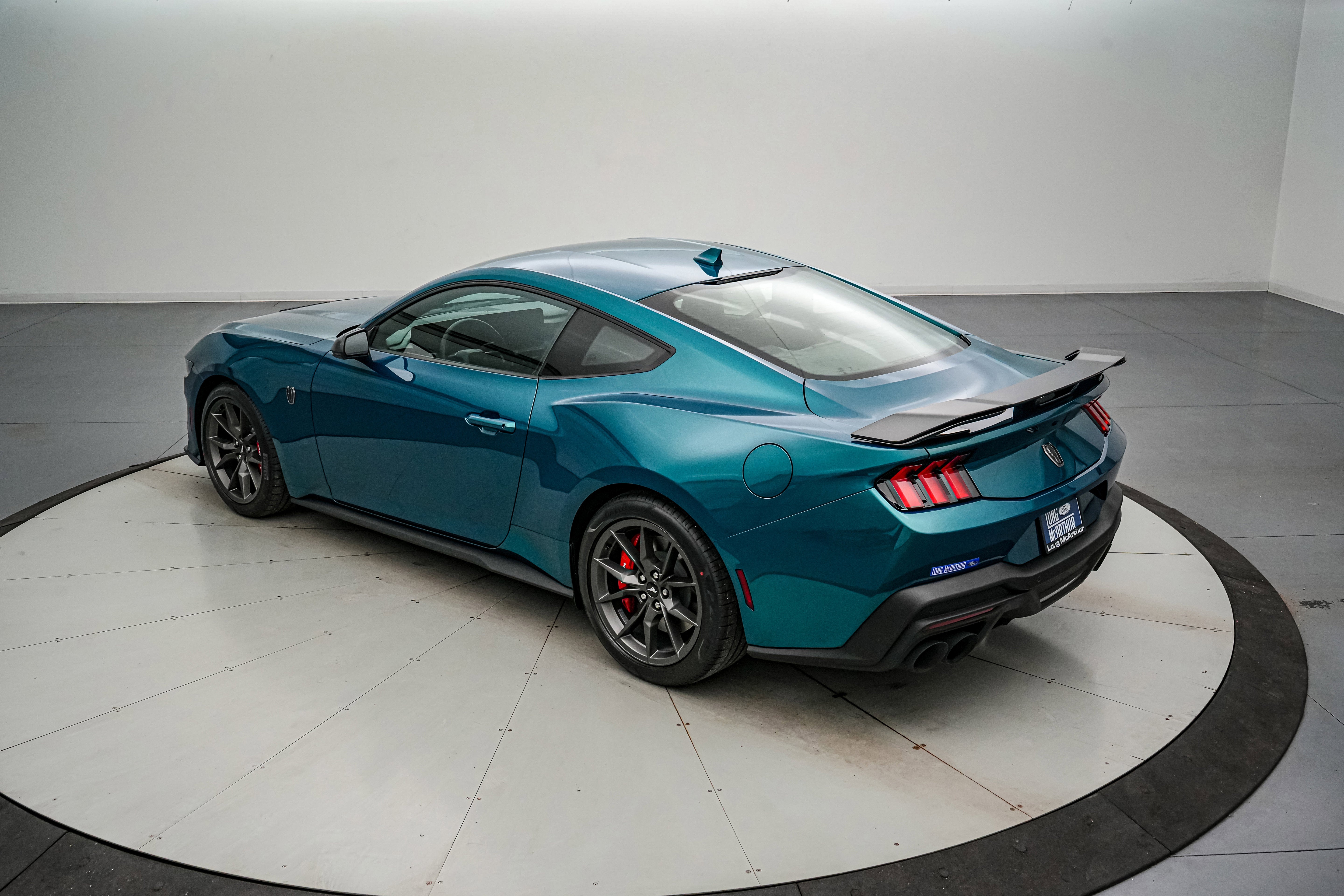 2026 Ford Mustang Dark Horse