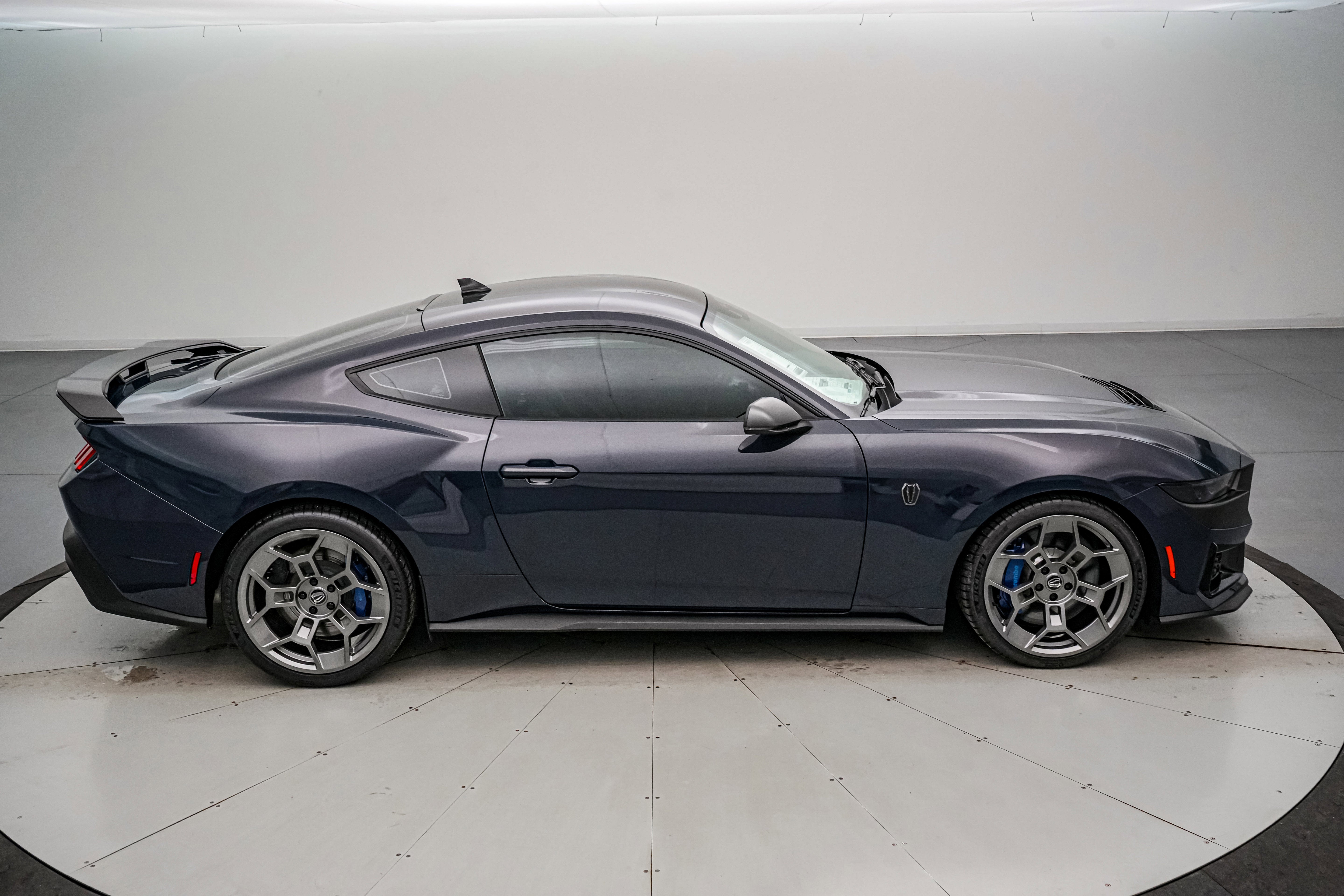 2025 Ford Mustang Dark Horse