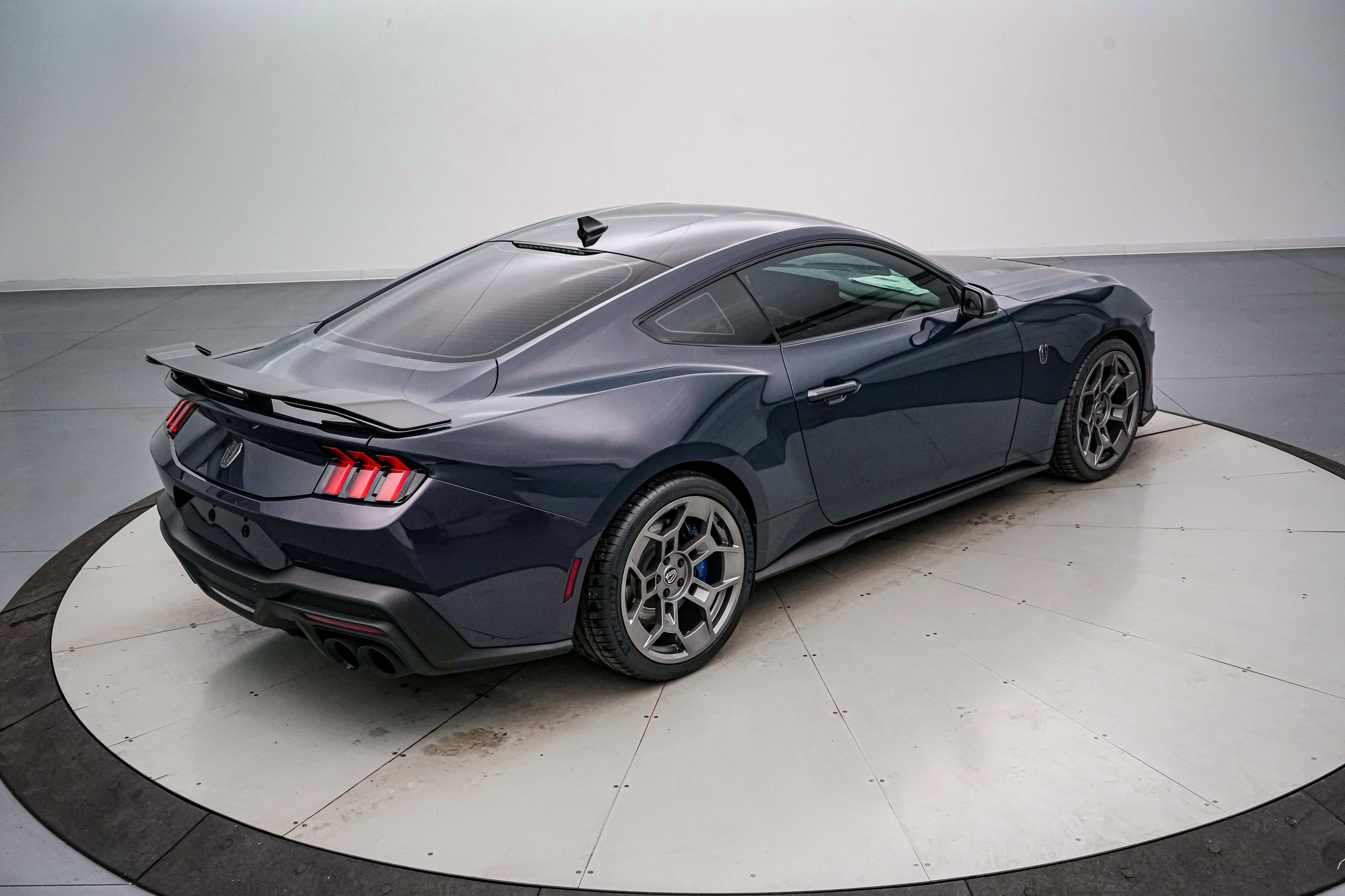 2025 Ford Mustang Dark Horse