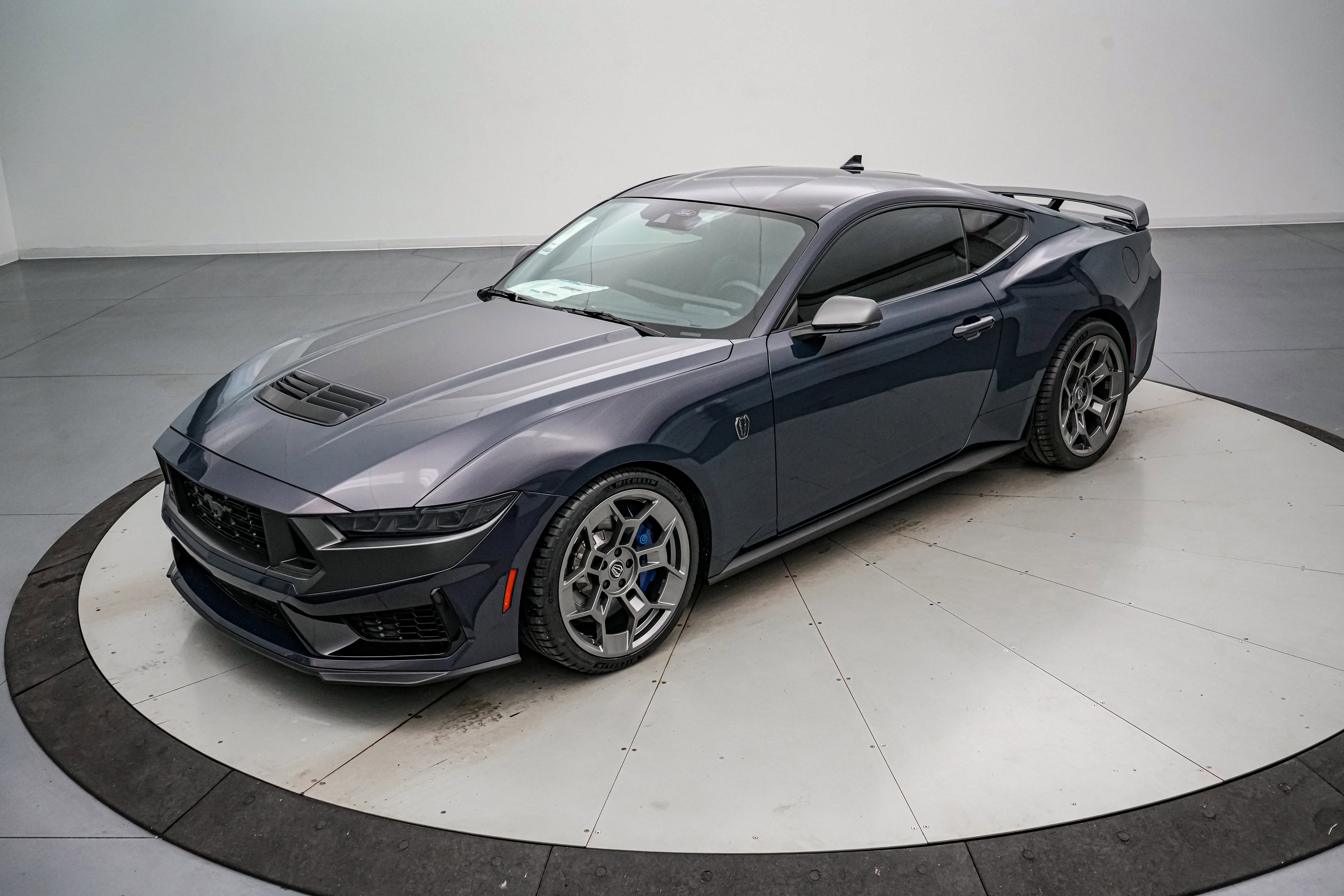 2025 Ford Mustang Dark Horse