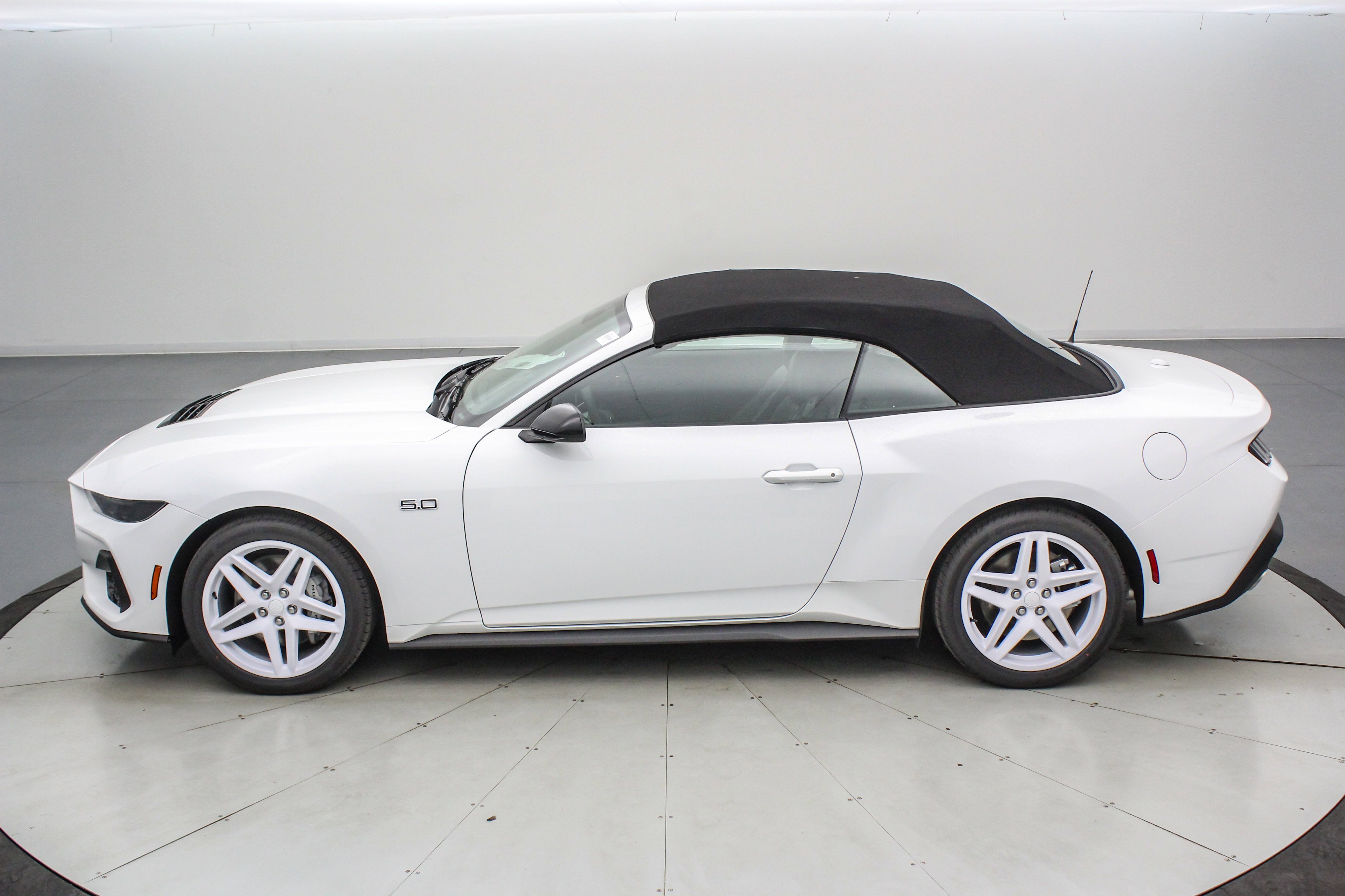 2026 Ford Mustang GT Premium w/FX