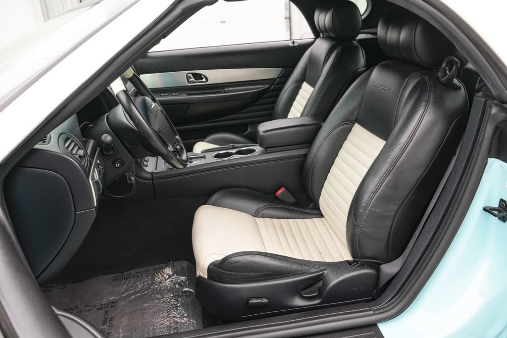 2003 Ford Thunderbird Base