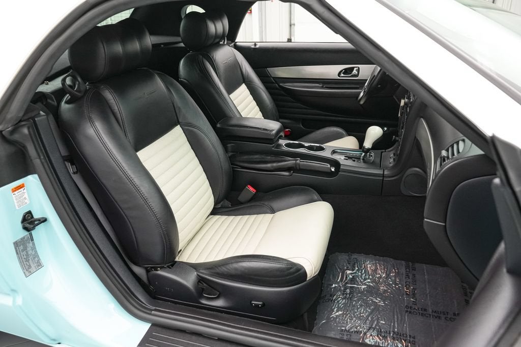 2003 Ford Thunderbird Base