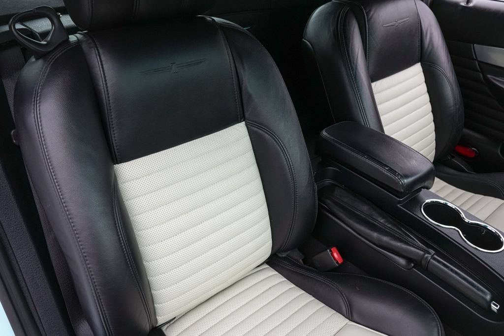 2003 Ford Thunderbird Base