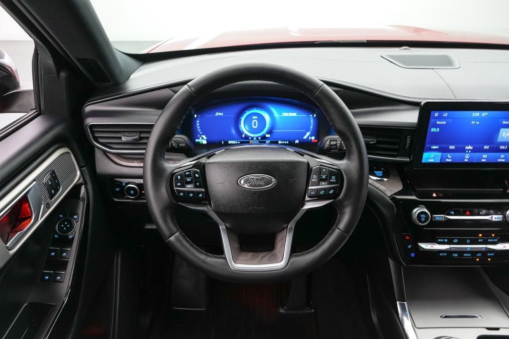 2023 Ford Explorer Platinum