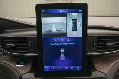 2023 Ford Explorer Platinum