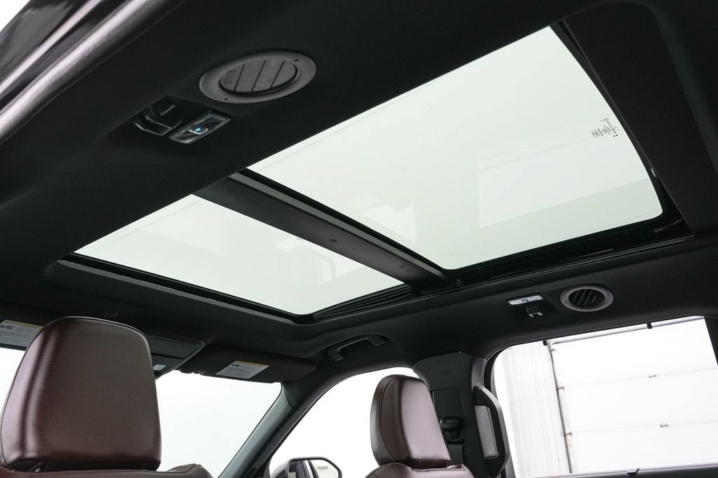2024 Ford Explorer Platinum