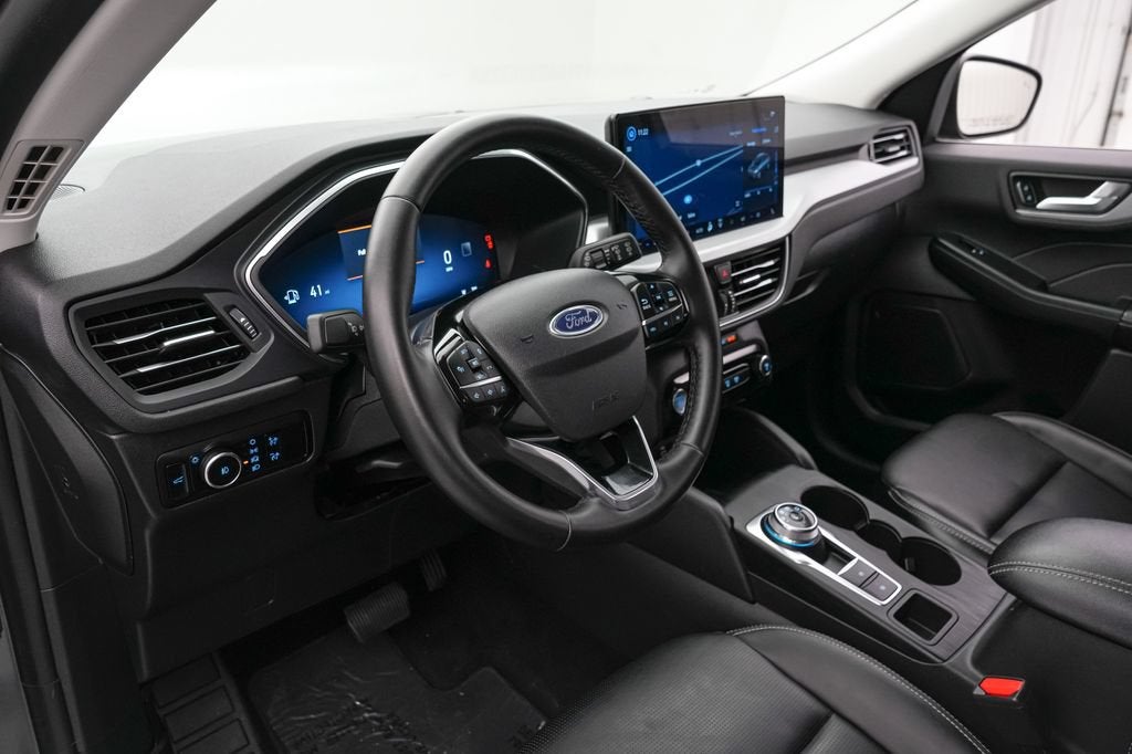 2025 Ford Escape Platinum