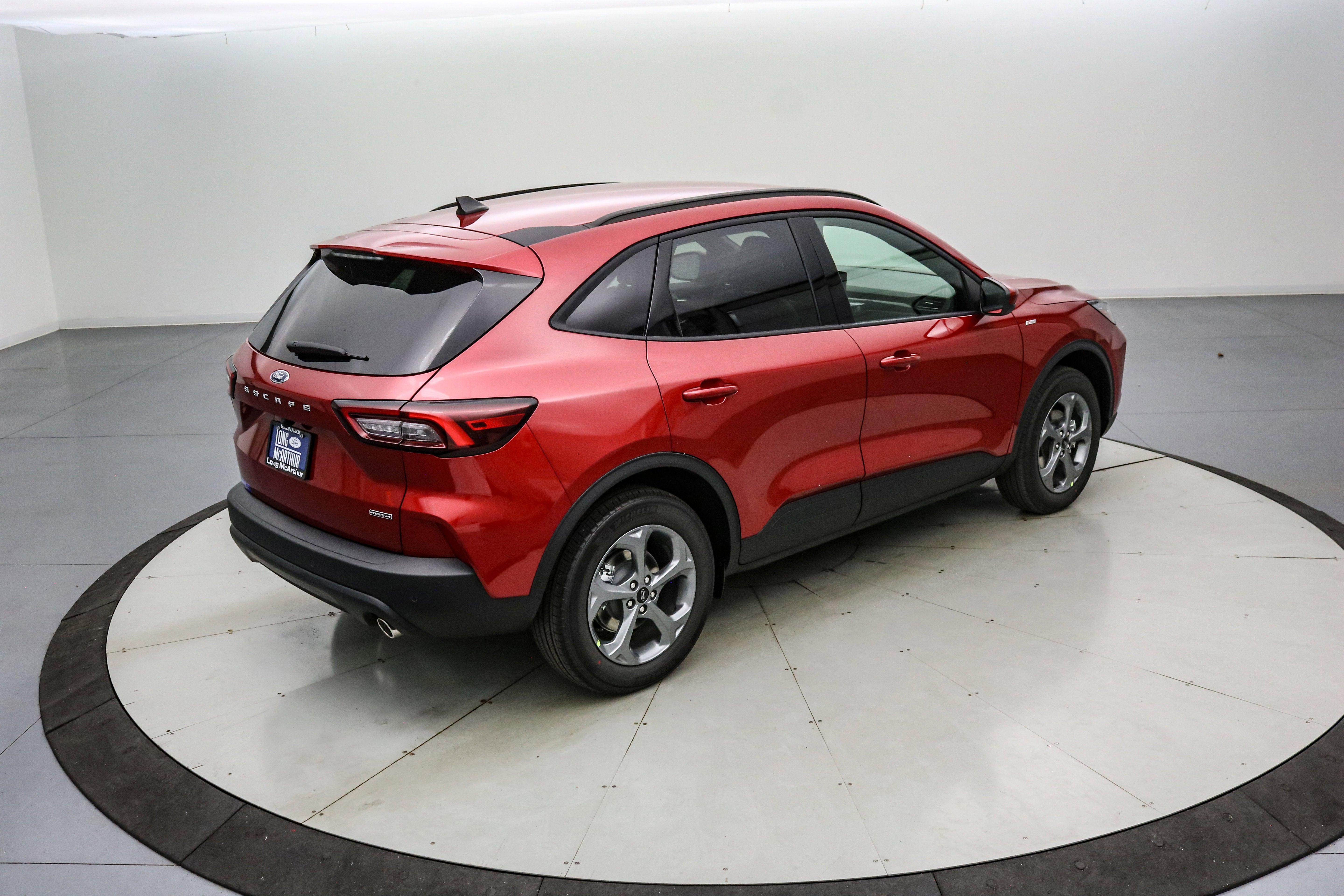 2026 Ford Escape ST-Line Select