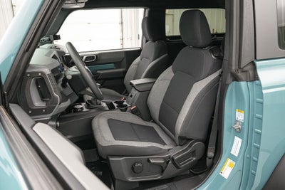 2023 Ford Bronco w/ Sasquatch Pkg