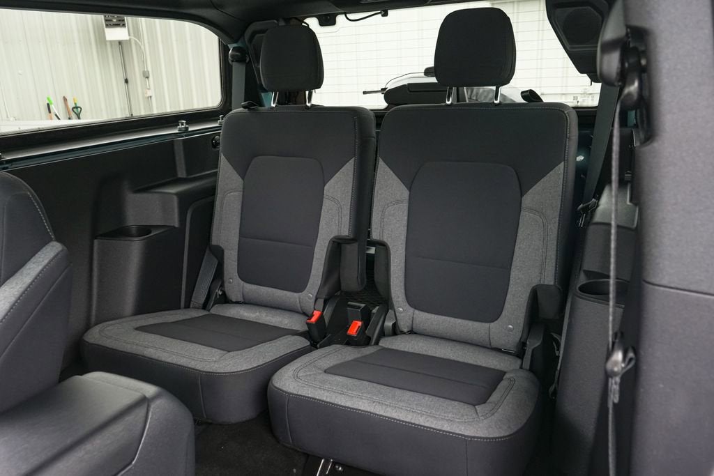 2023 Ford Bronco w/ Sasquatch Pkg