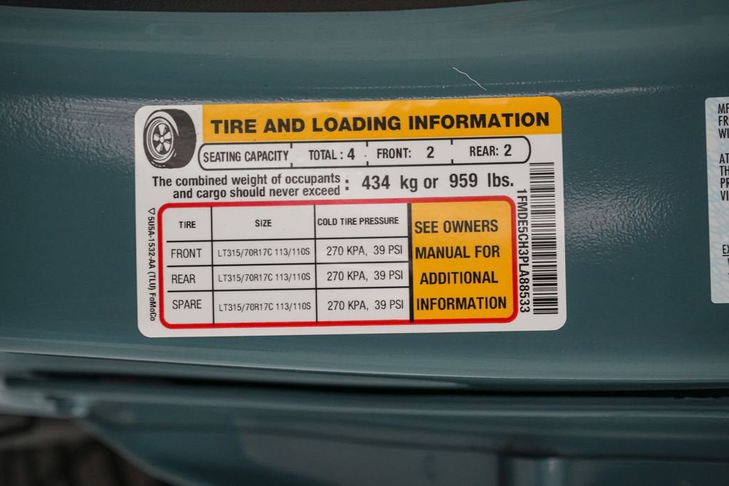 2023 Ford Bronco w/ Sasquatch Pkg