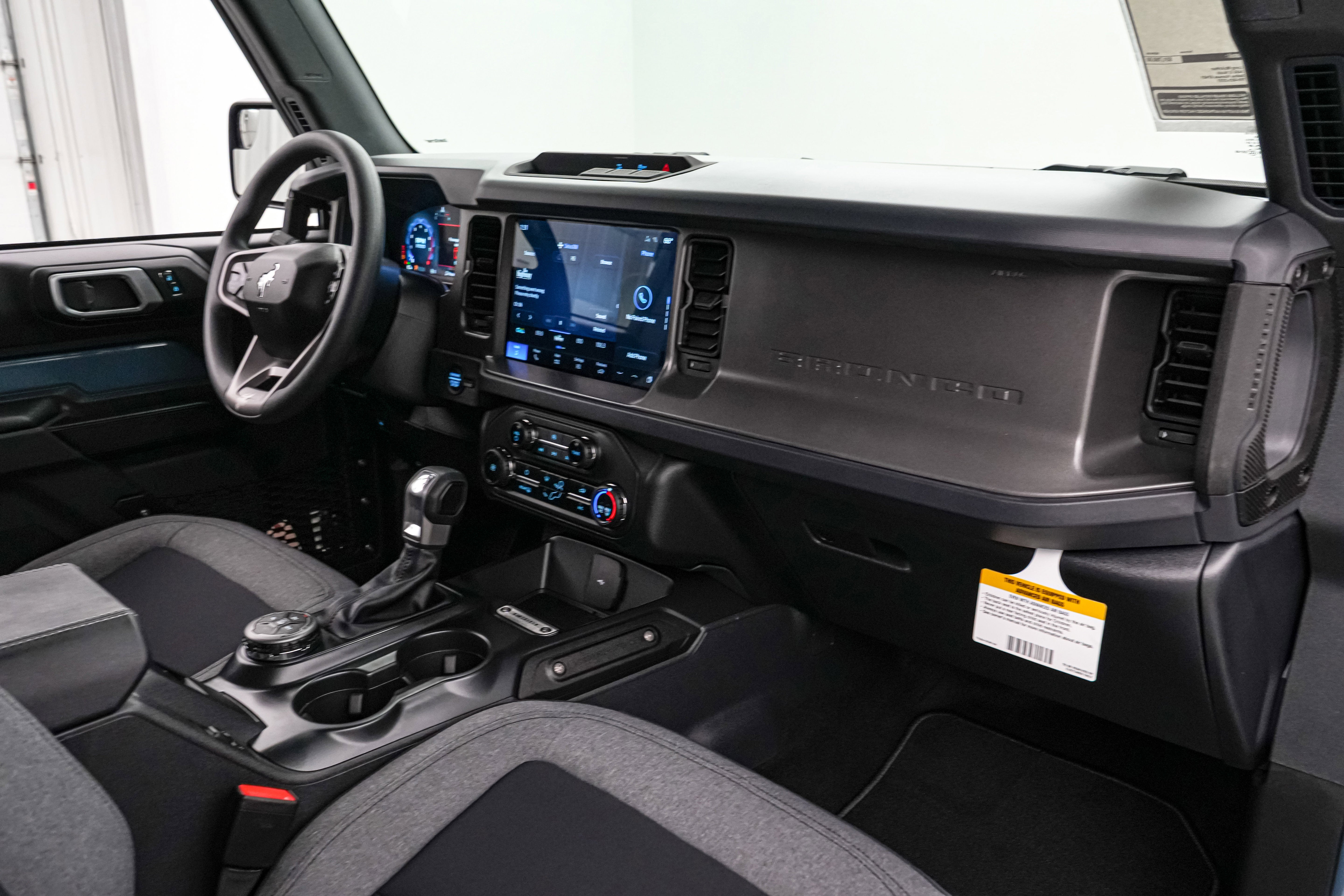 2025 Ford Bronco LMP Vintage