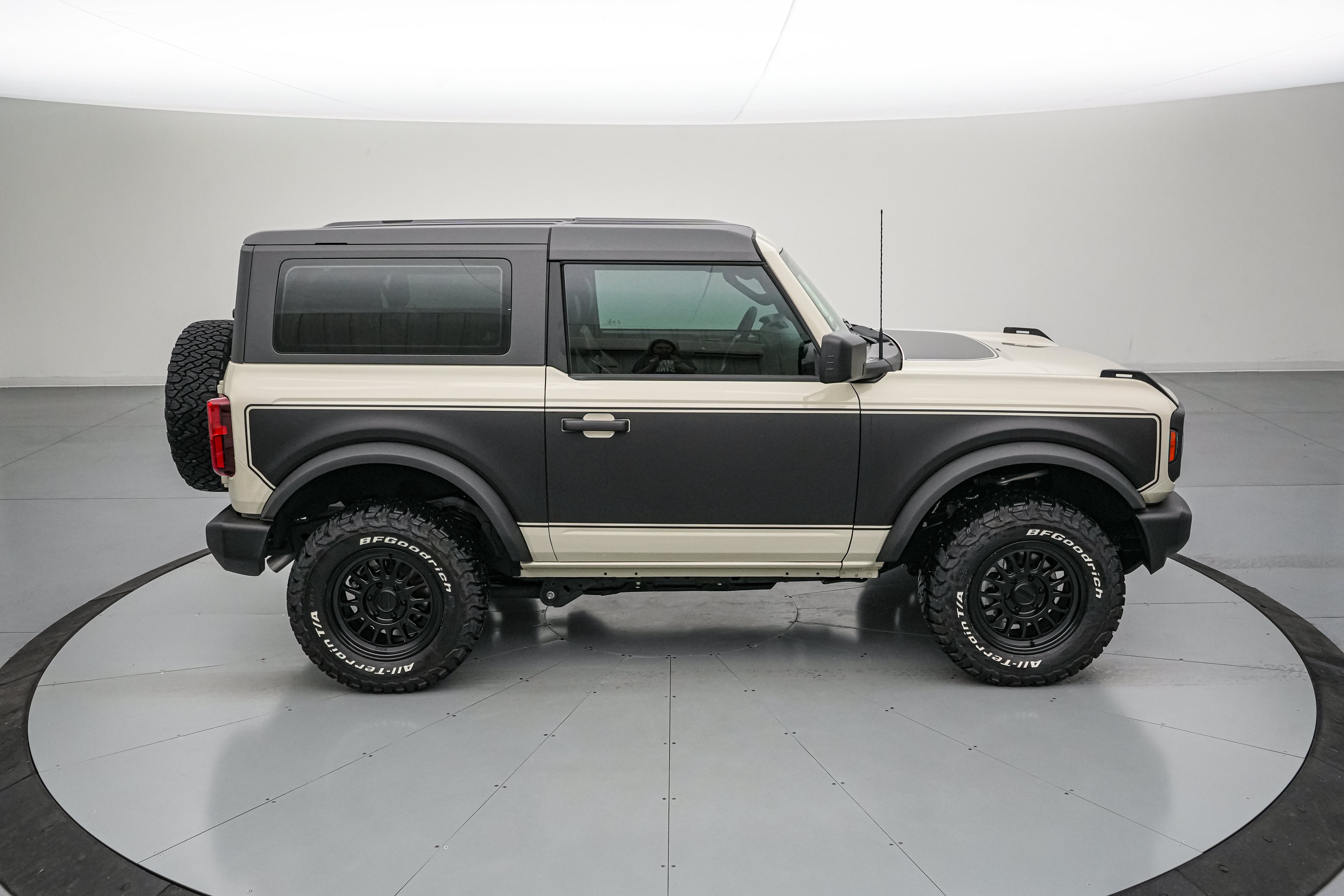 2026 Ford Bronco Vintage