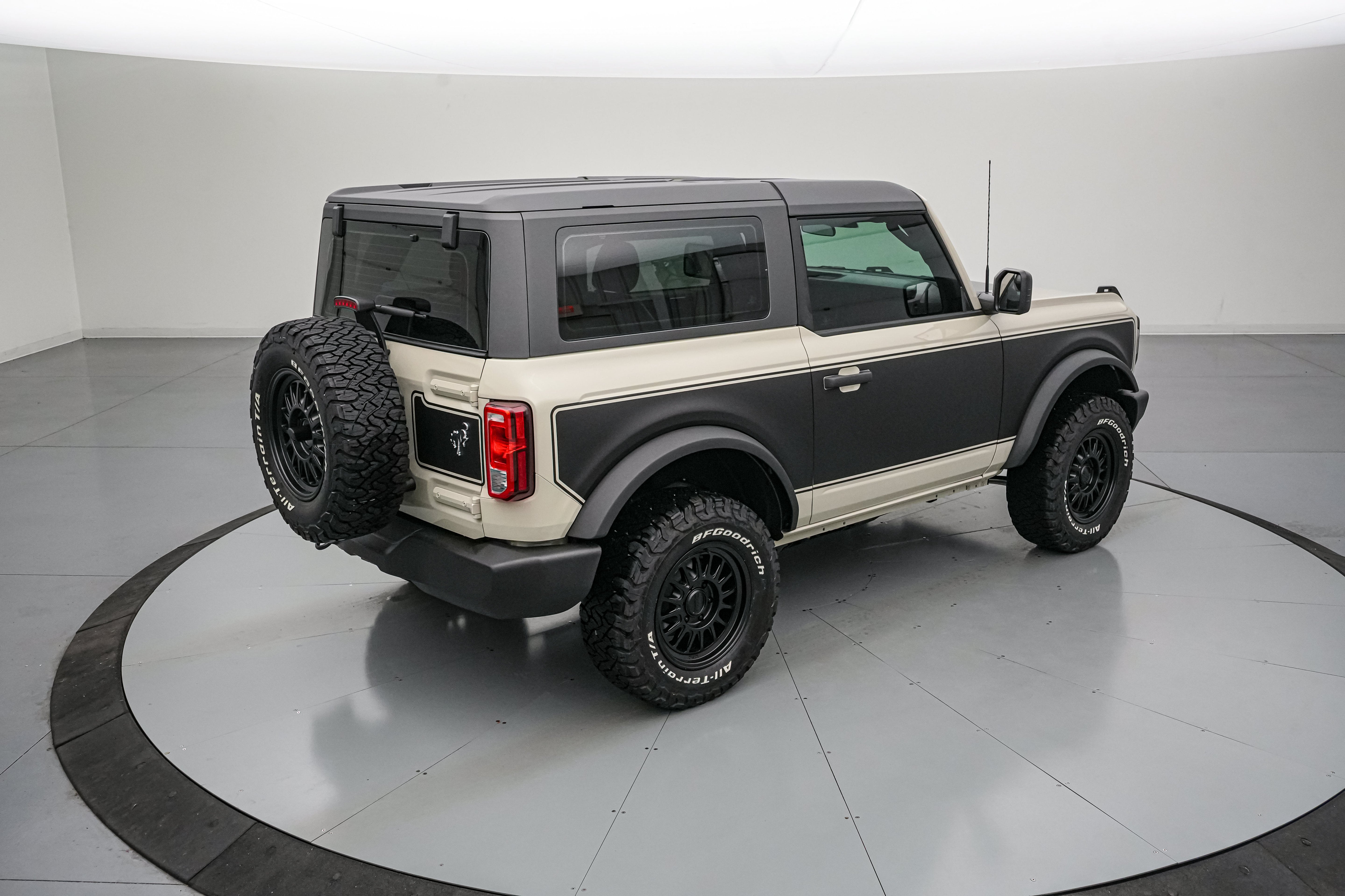2026 Ford Bronco Vintage