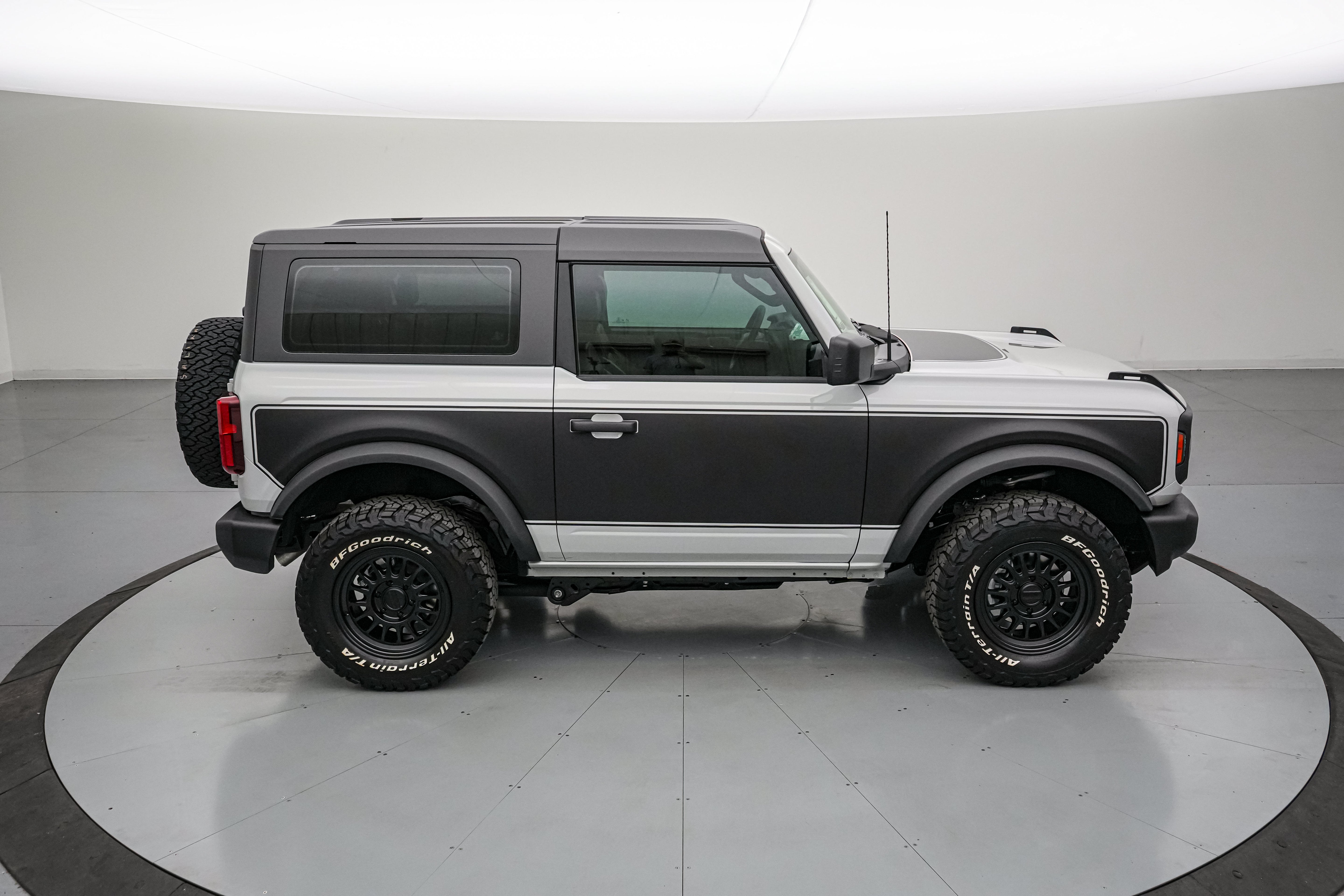 2026 Ford Bronco Vintage