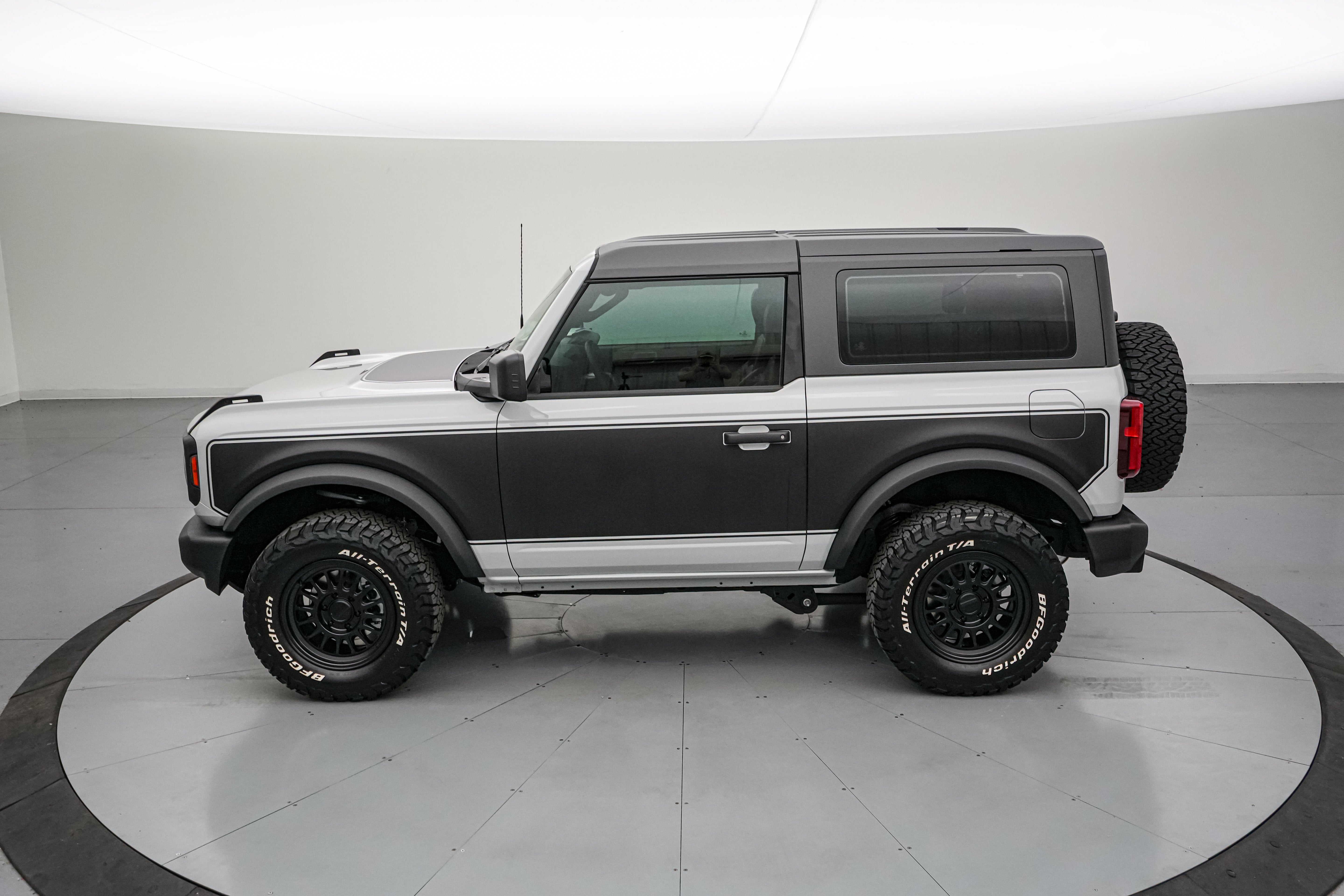 2026 Ford Bronco Vintage
