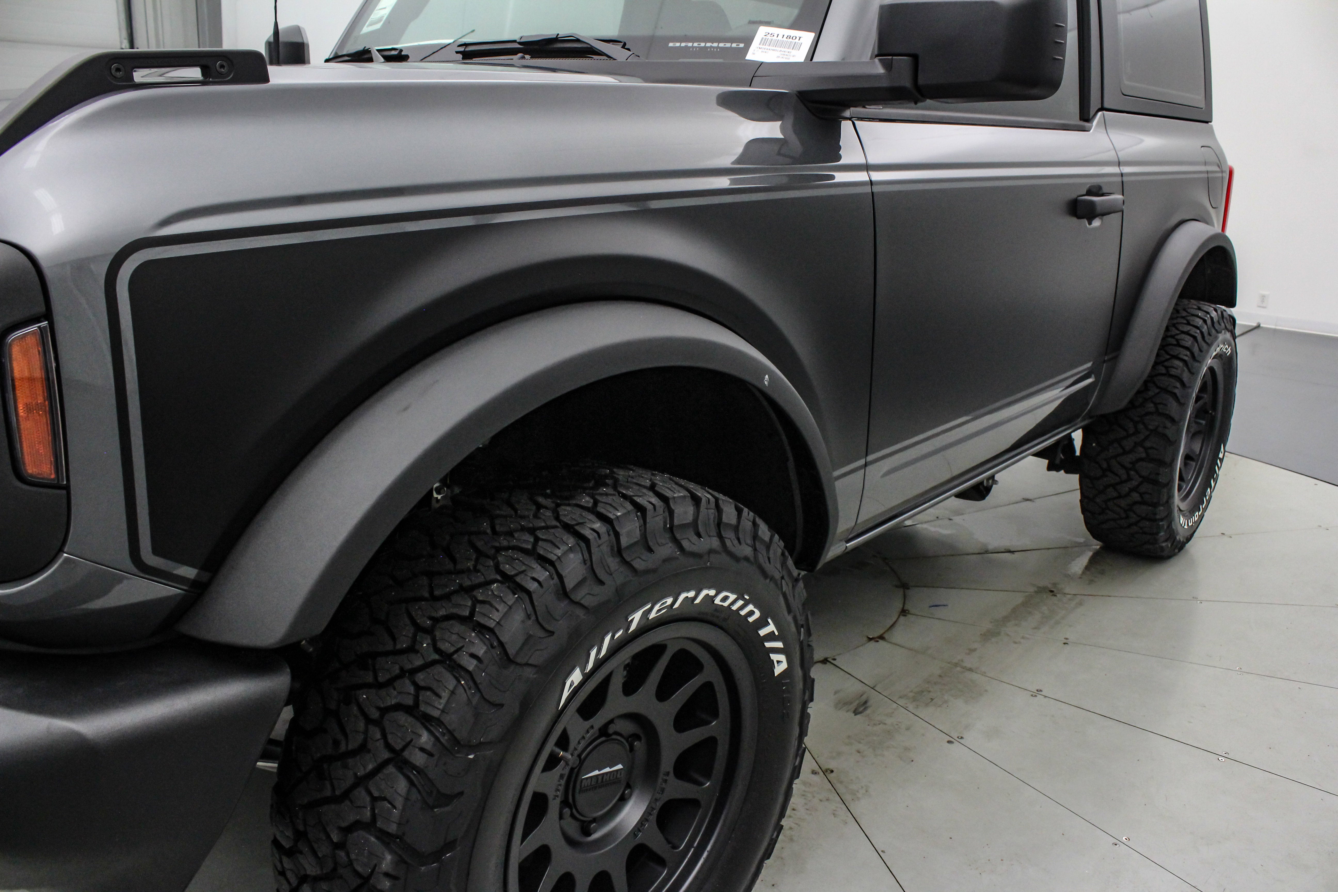 2025 Ford Bronco LMP Vintage