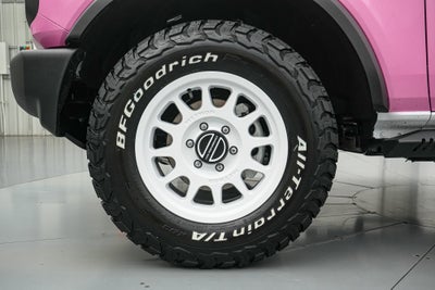 2026 Ford Bronco Vintage Pink Pony