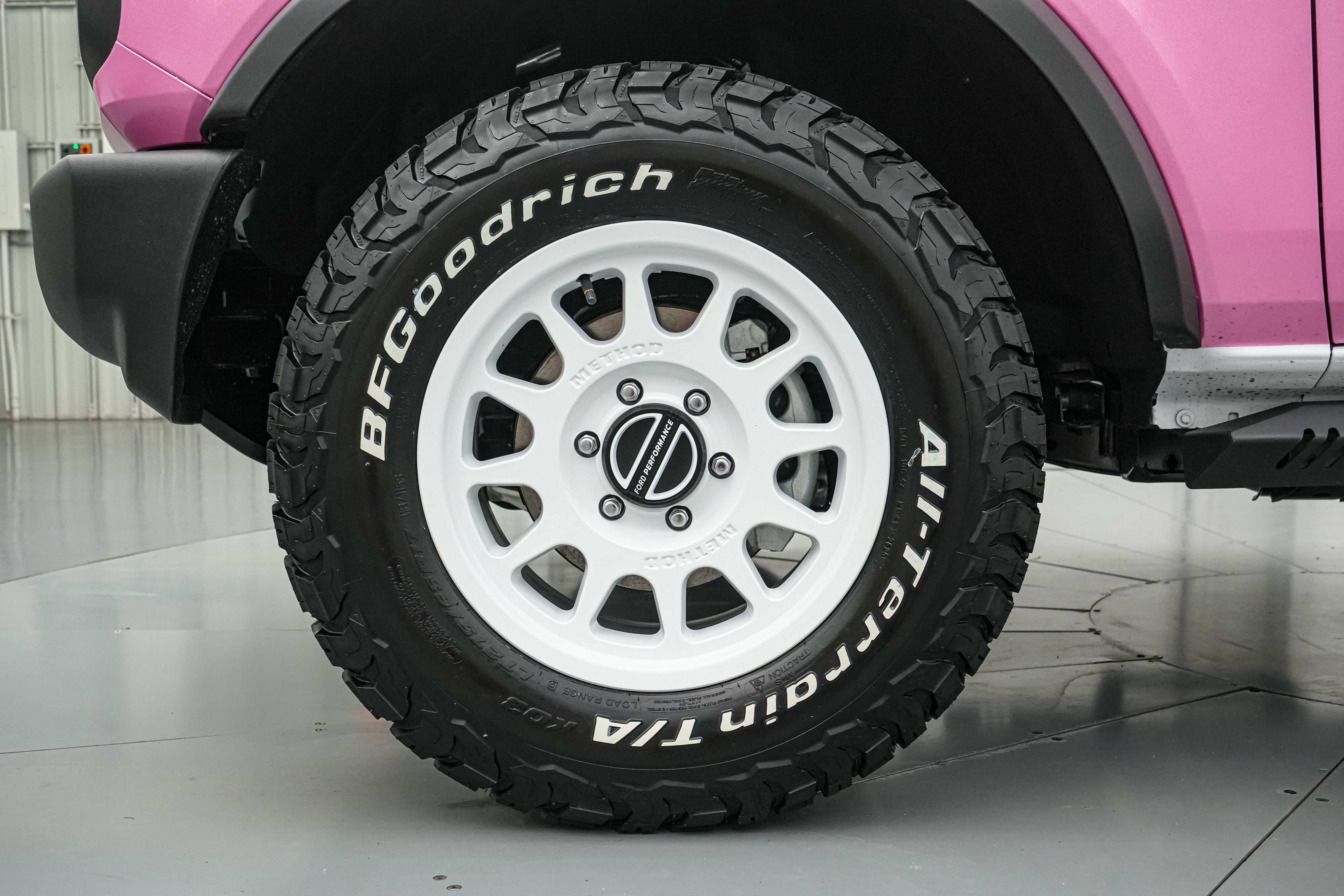 2026 Ford Bronco Vintage Pink Pony