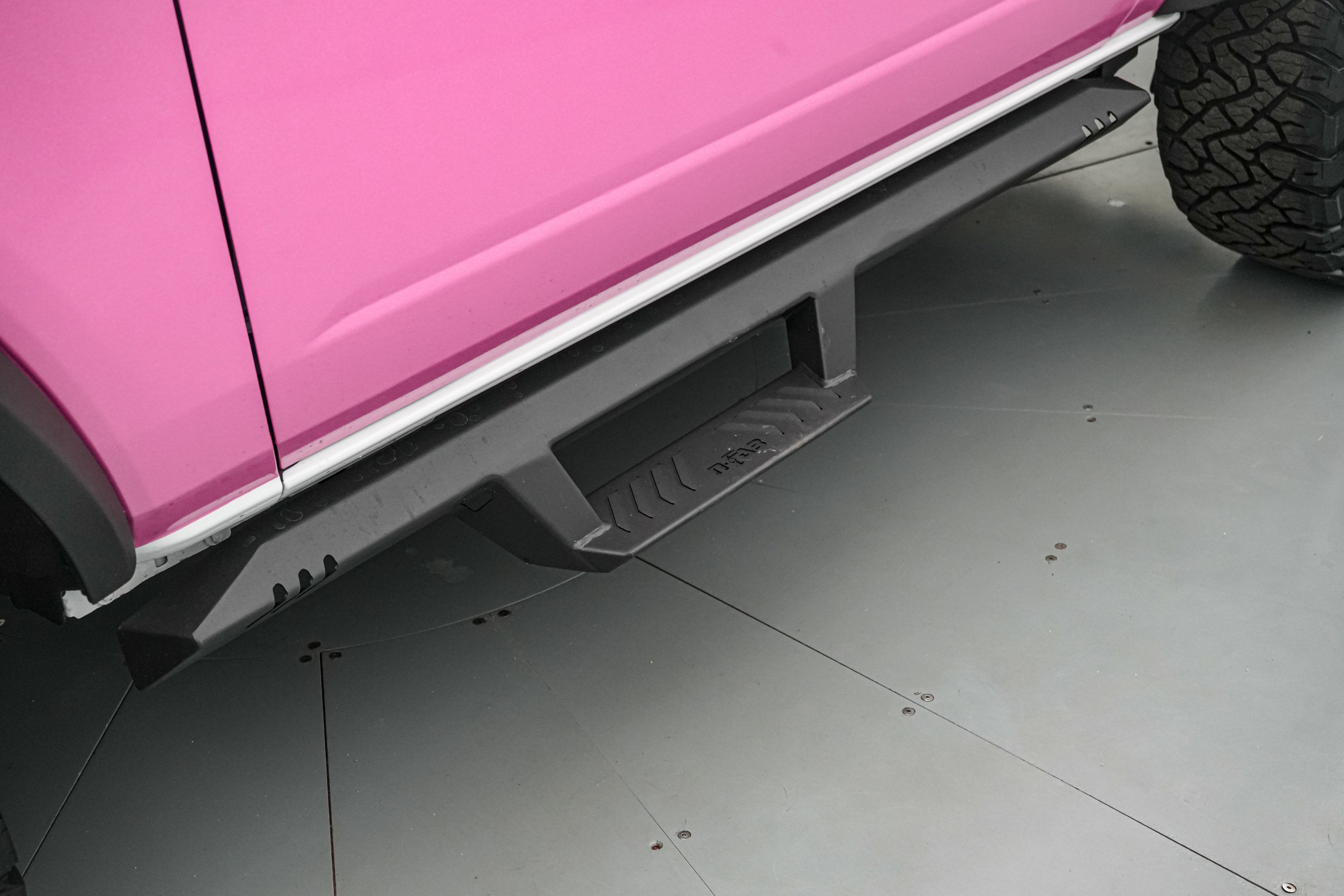 2026 Ford Bronco Vintage Pink Pony