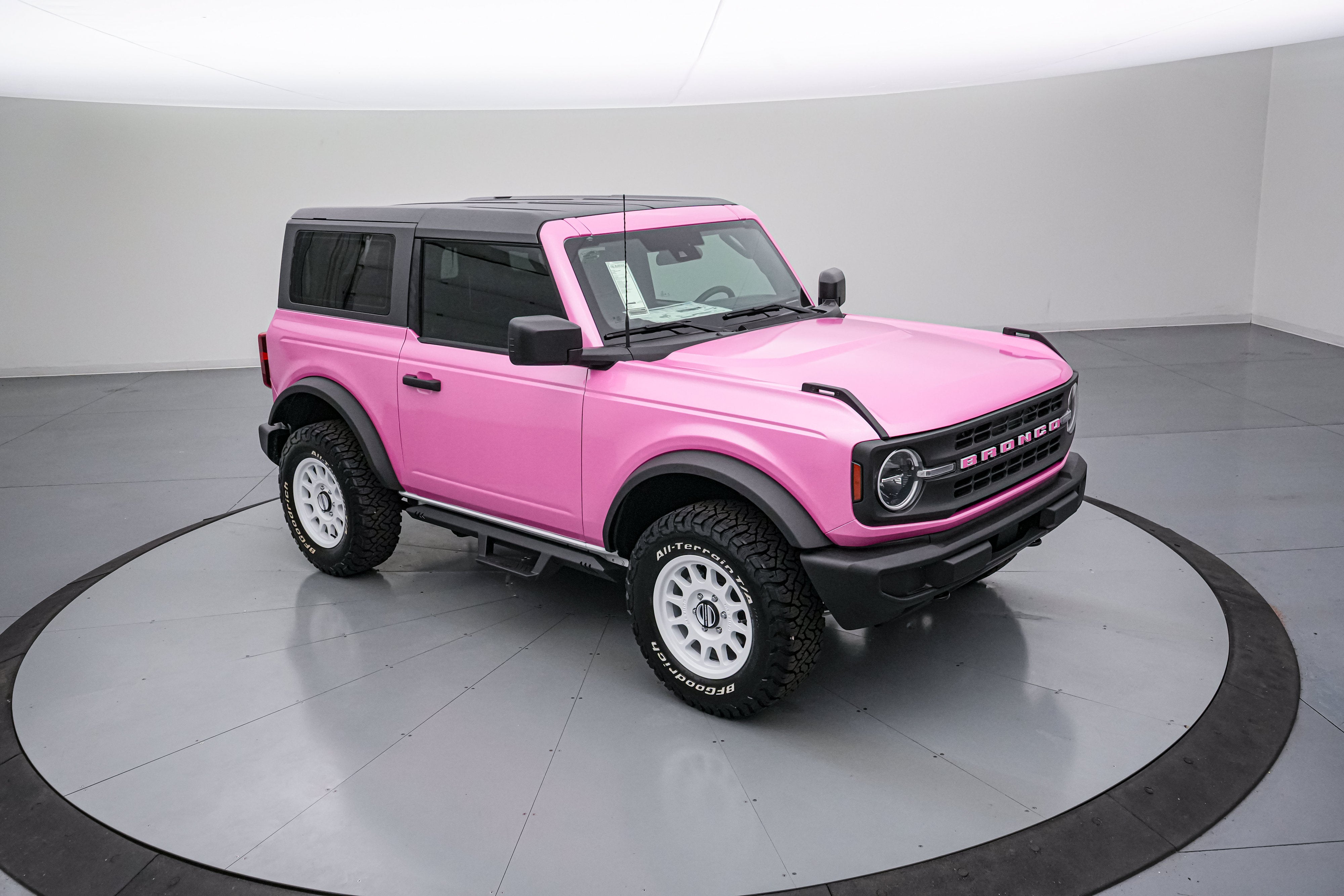 2026 Ford Bronco Vintage Pink Pony