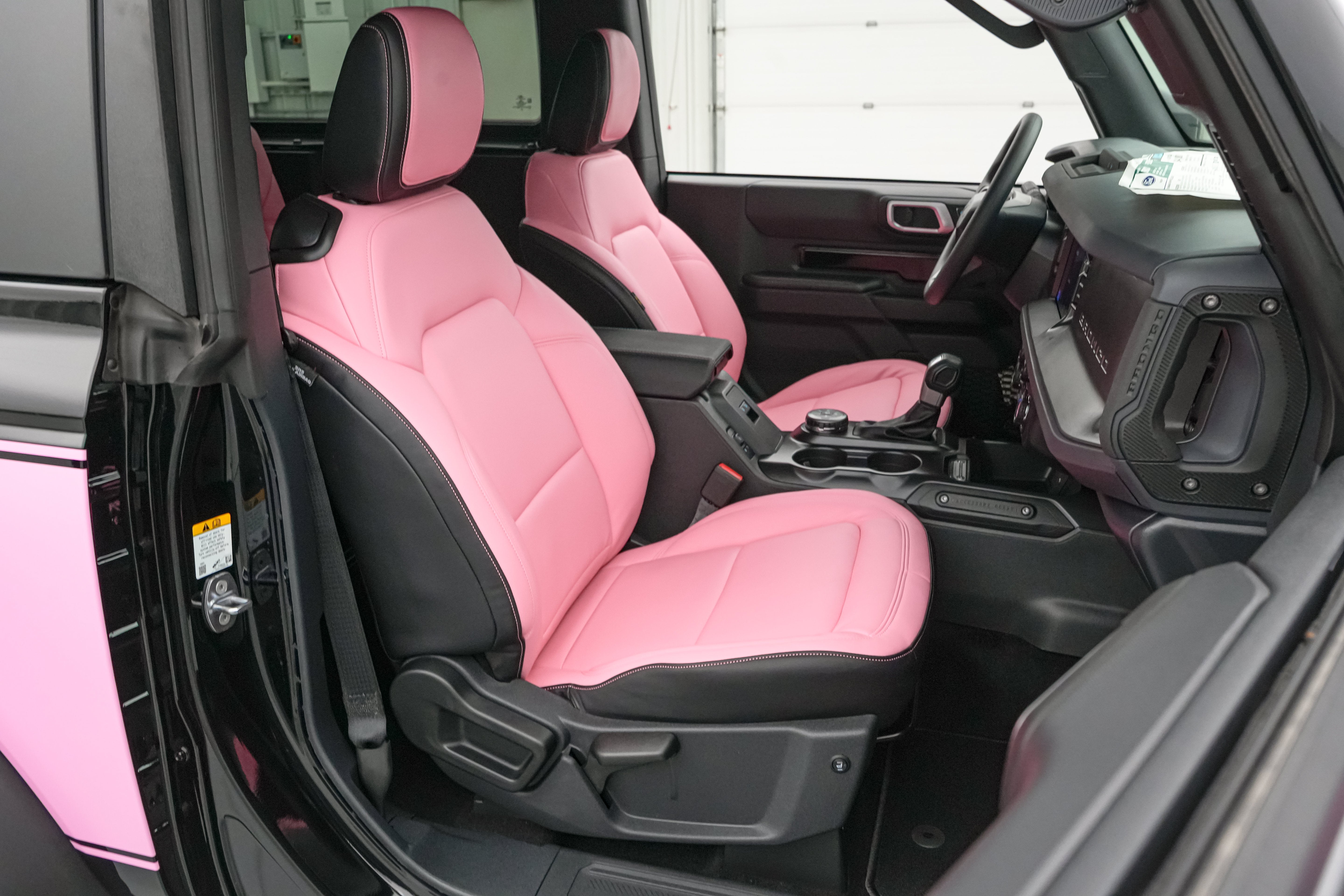 2026 Ford Bronco Vintage Pink