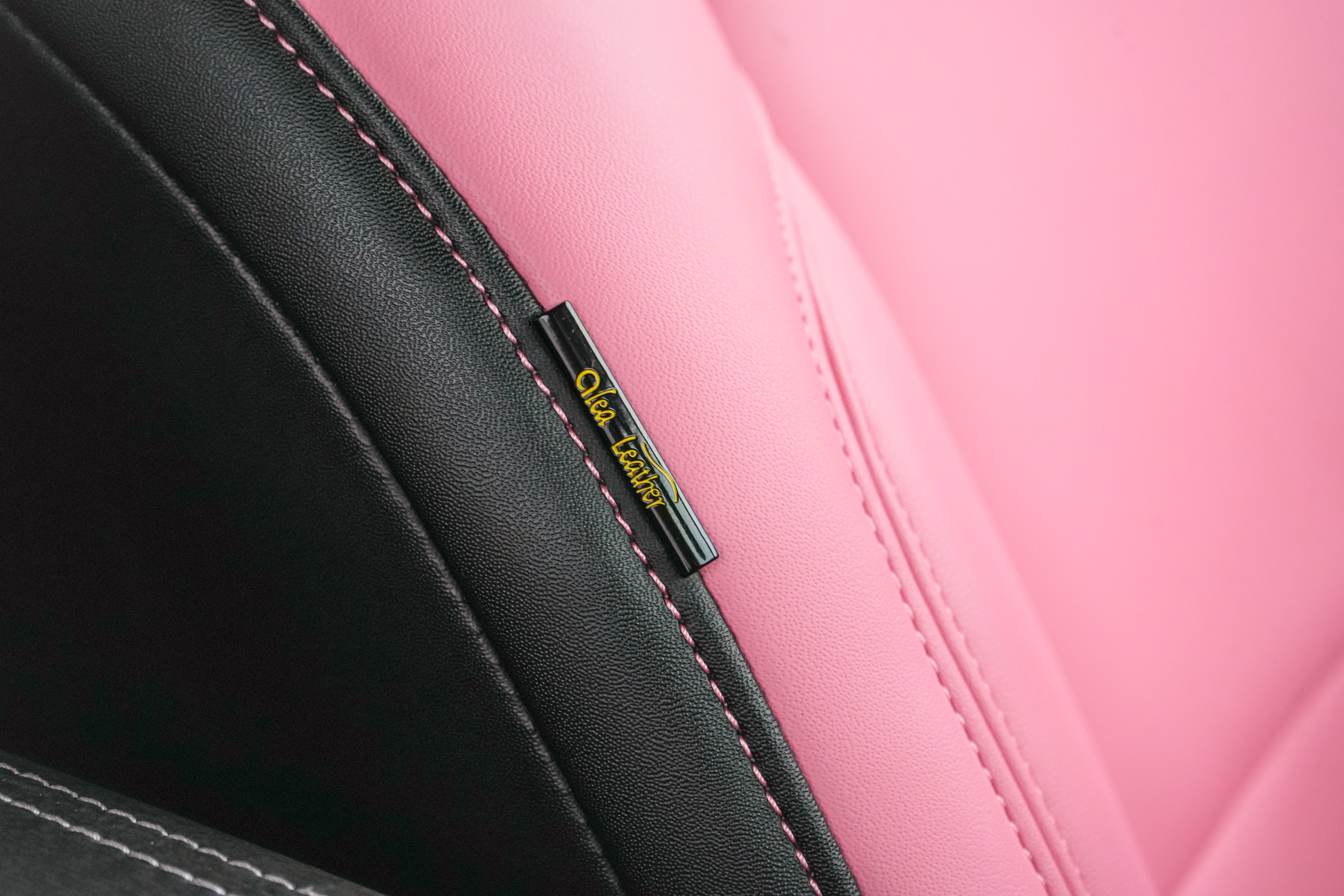 2026 Ford Bronco Vintage Pink