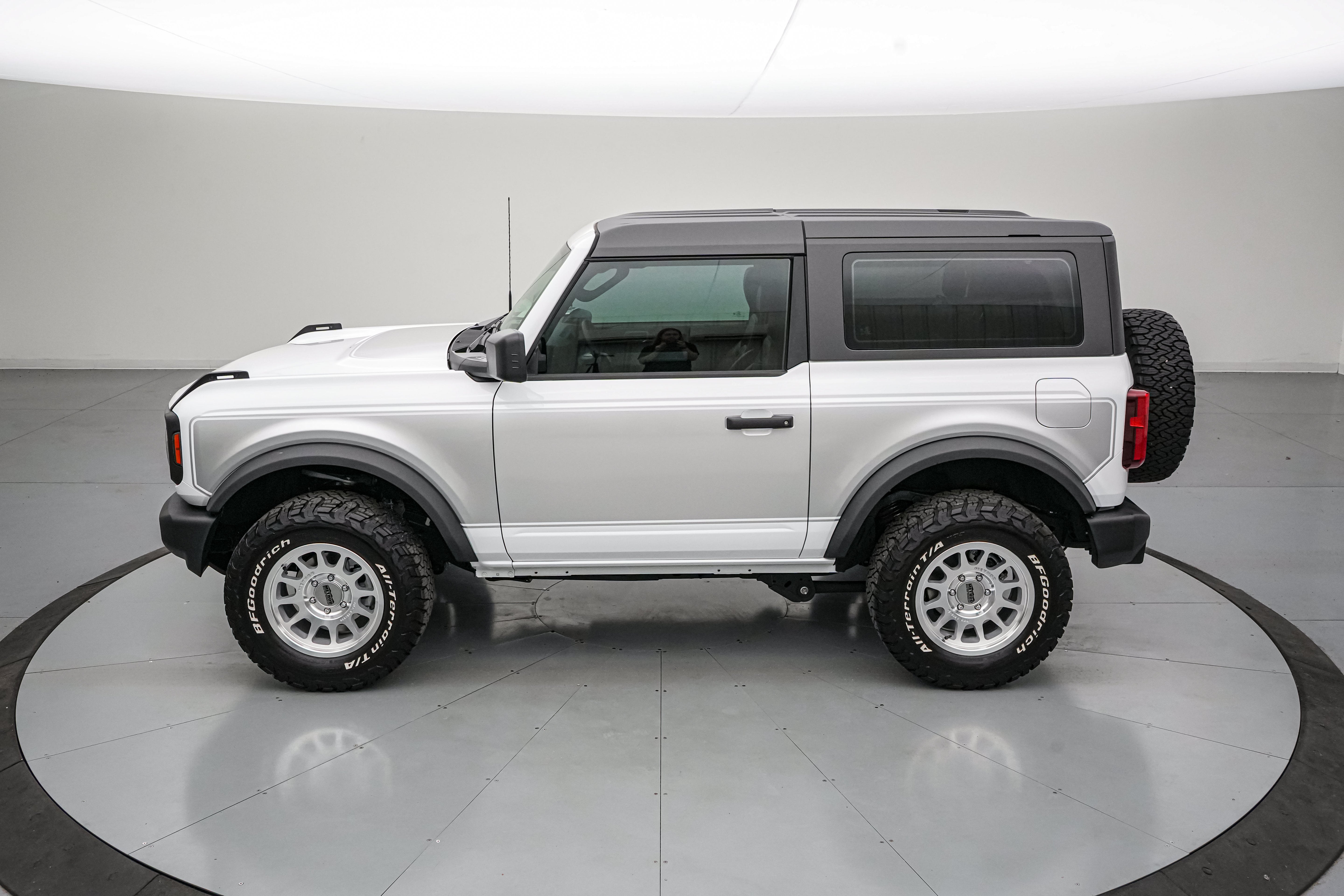2026 Ford Bronco Vintage