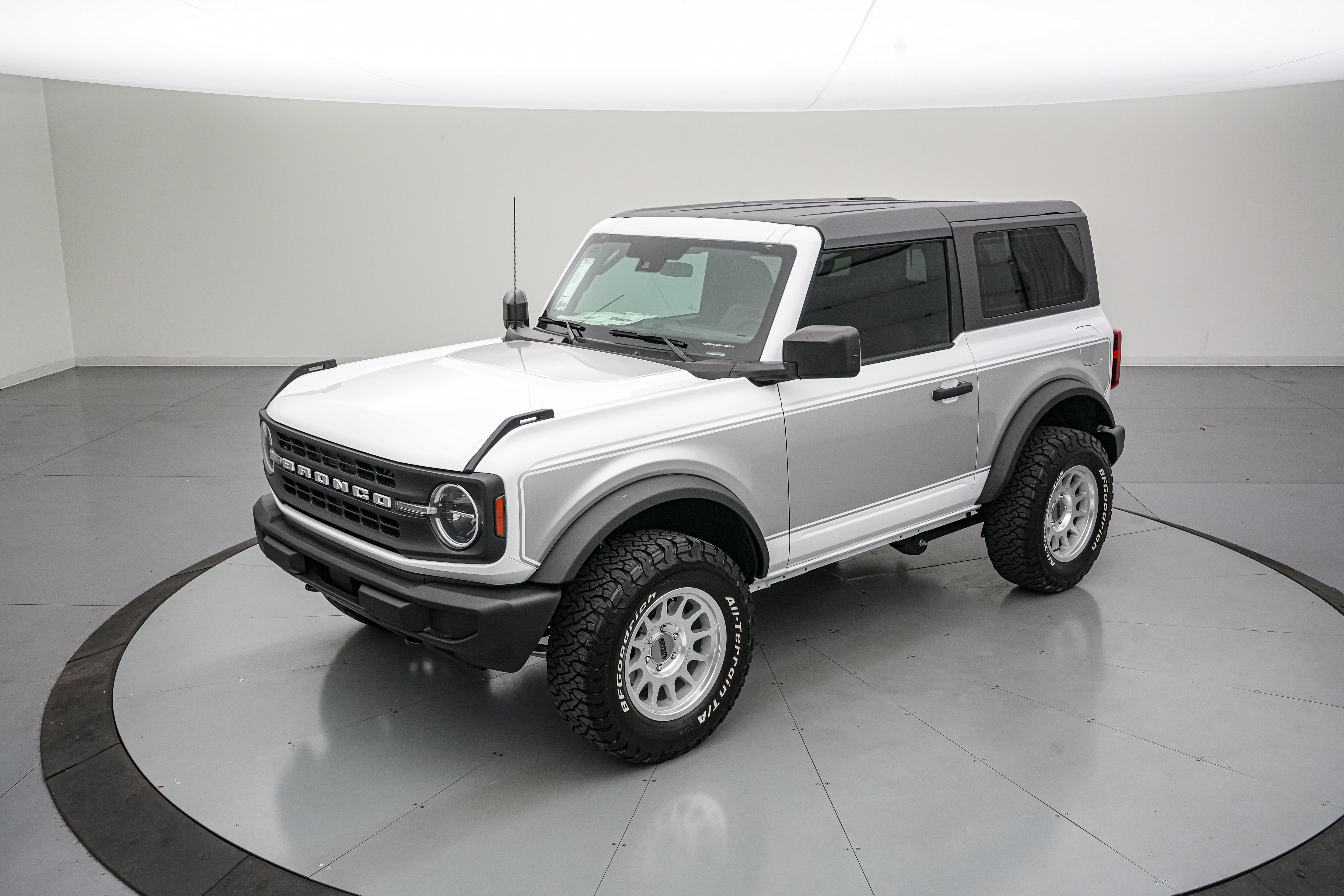 2026 Ford Bronco Vintage