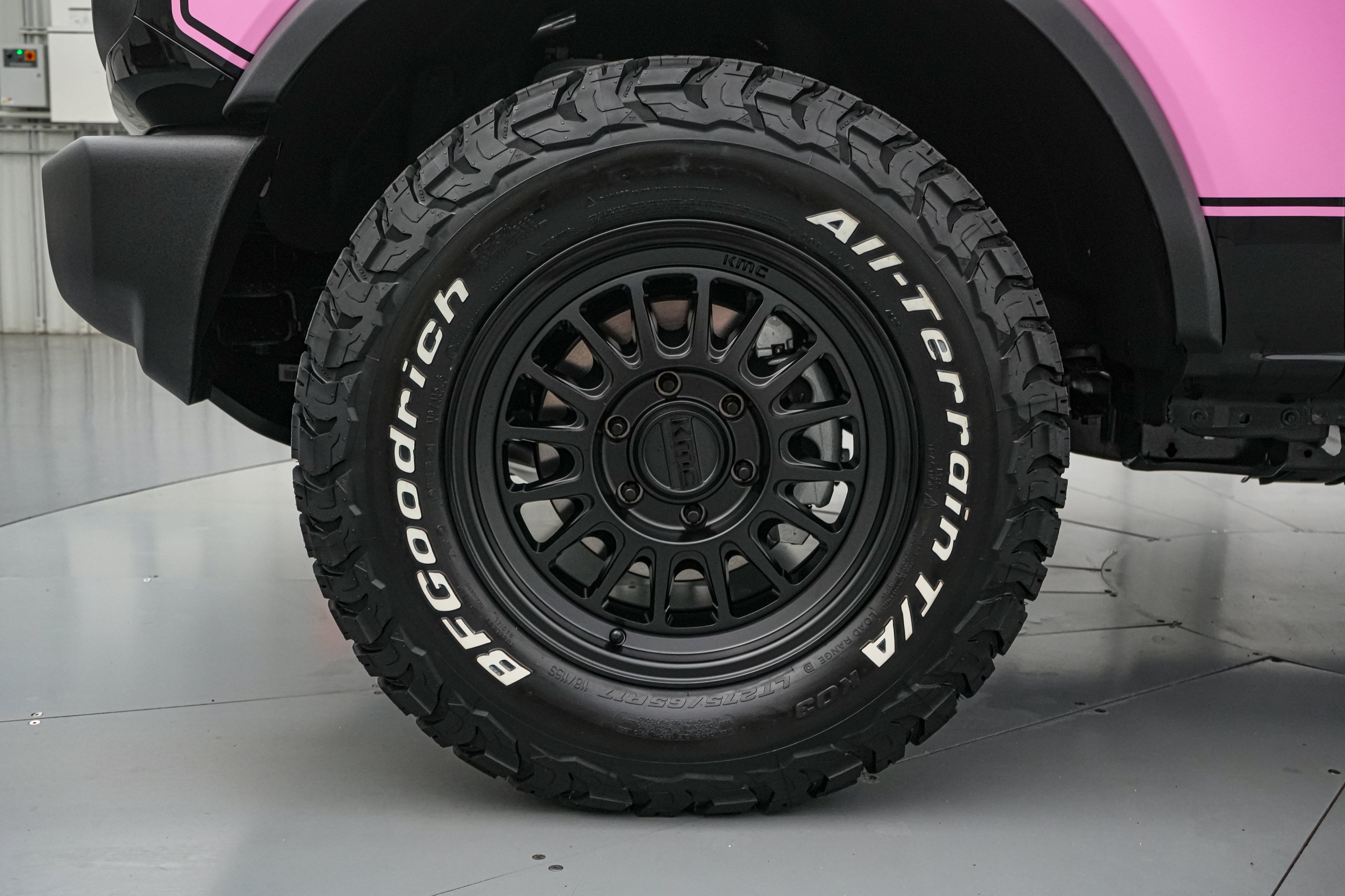 2026 Ford Bronco Vintage Pink