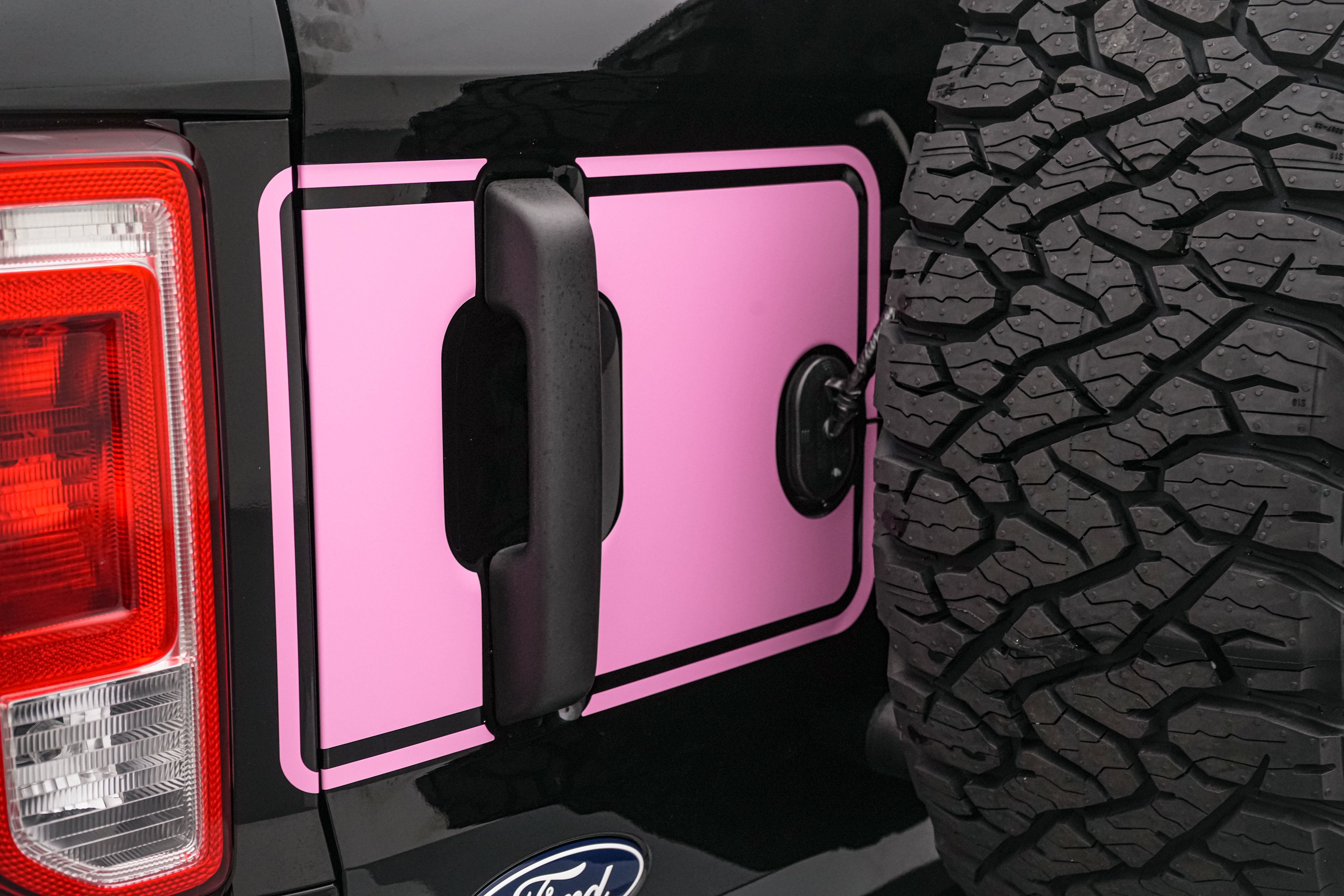 2026 Ford Bronco Vintage Pink
