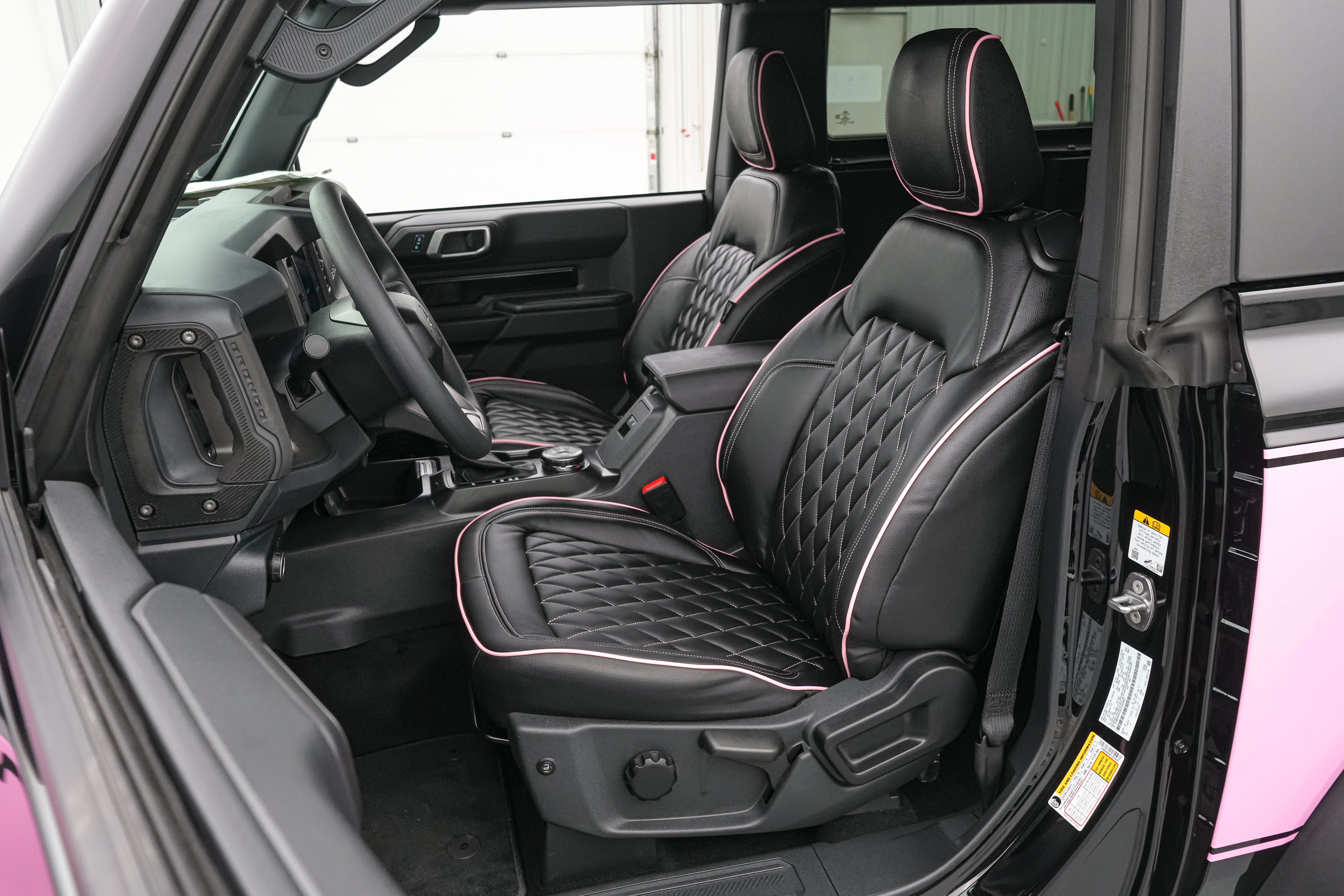 2026 Ford Bronco Vintage Pink