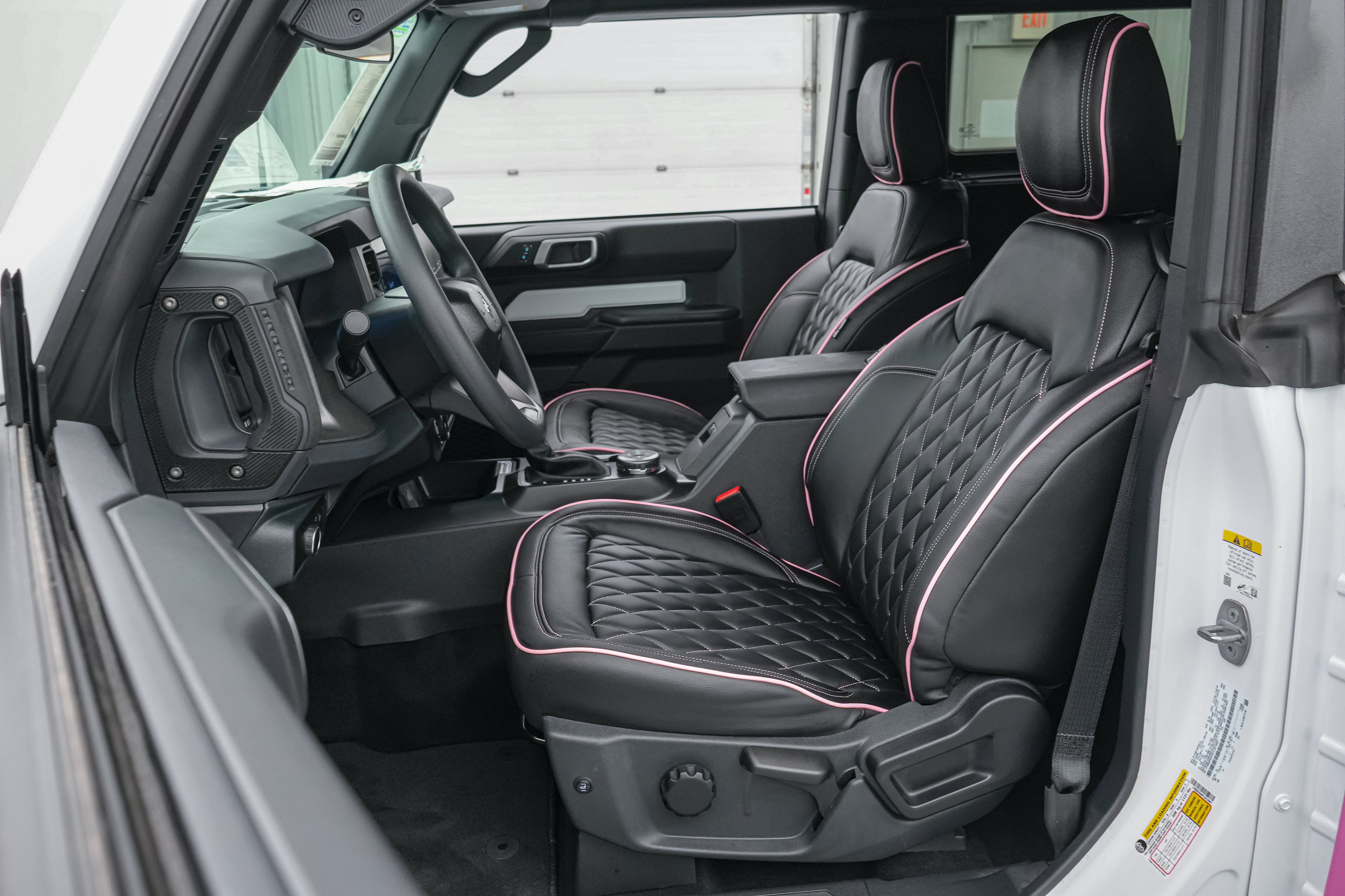 2026 Ford Bronco Vintage Pink