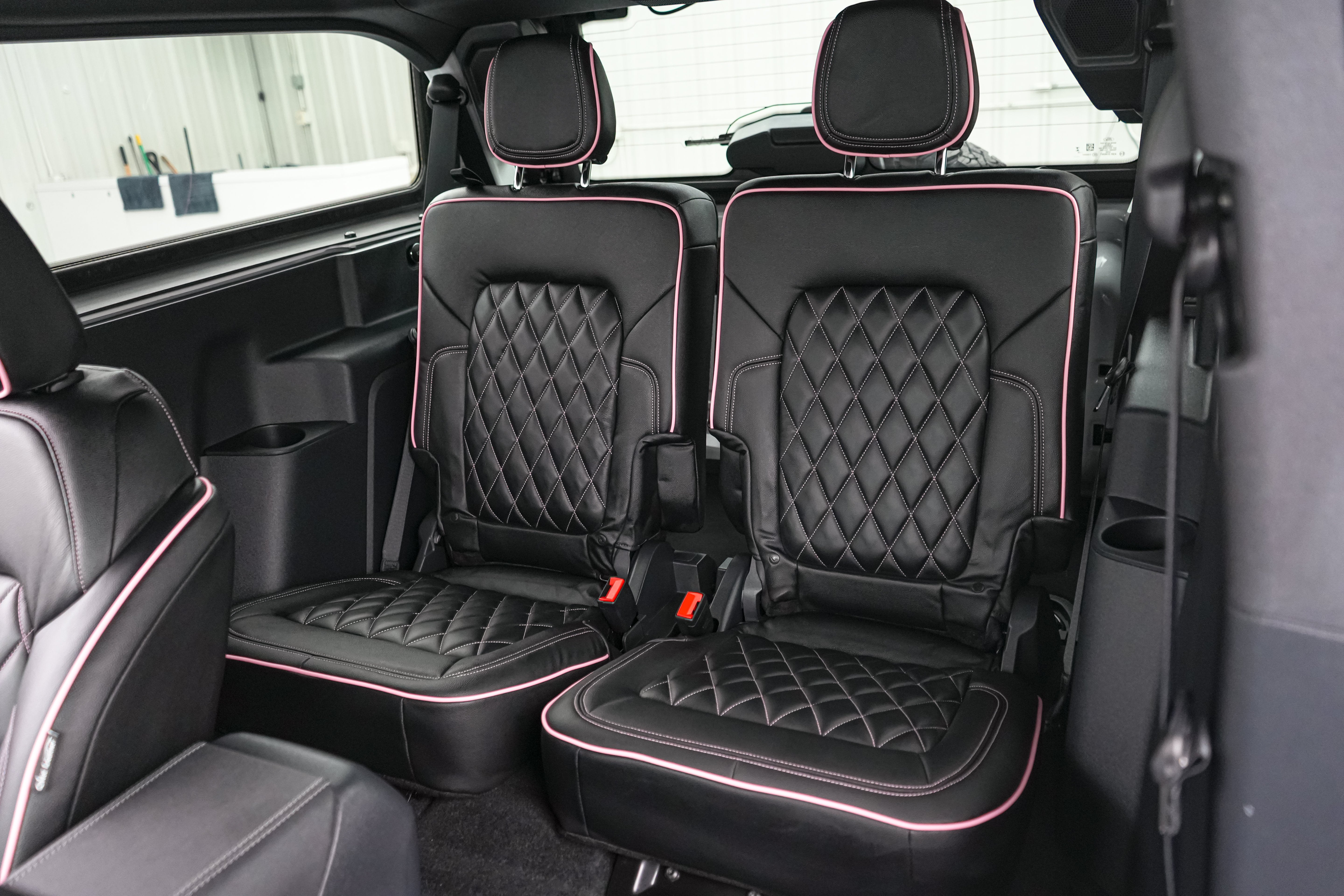 2026 Ford Bronco Vintage Pink