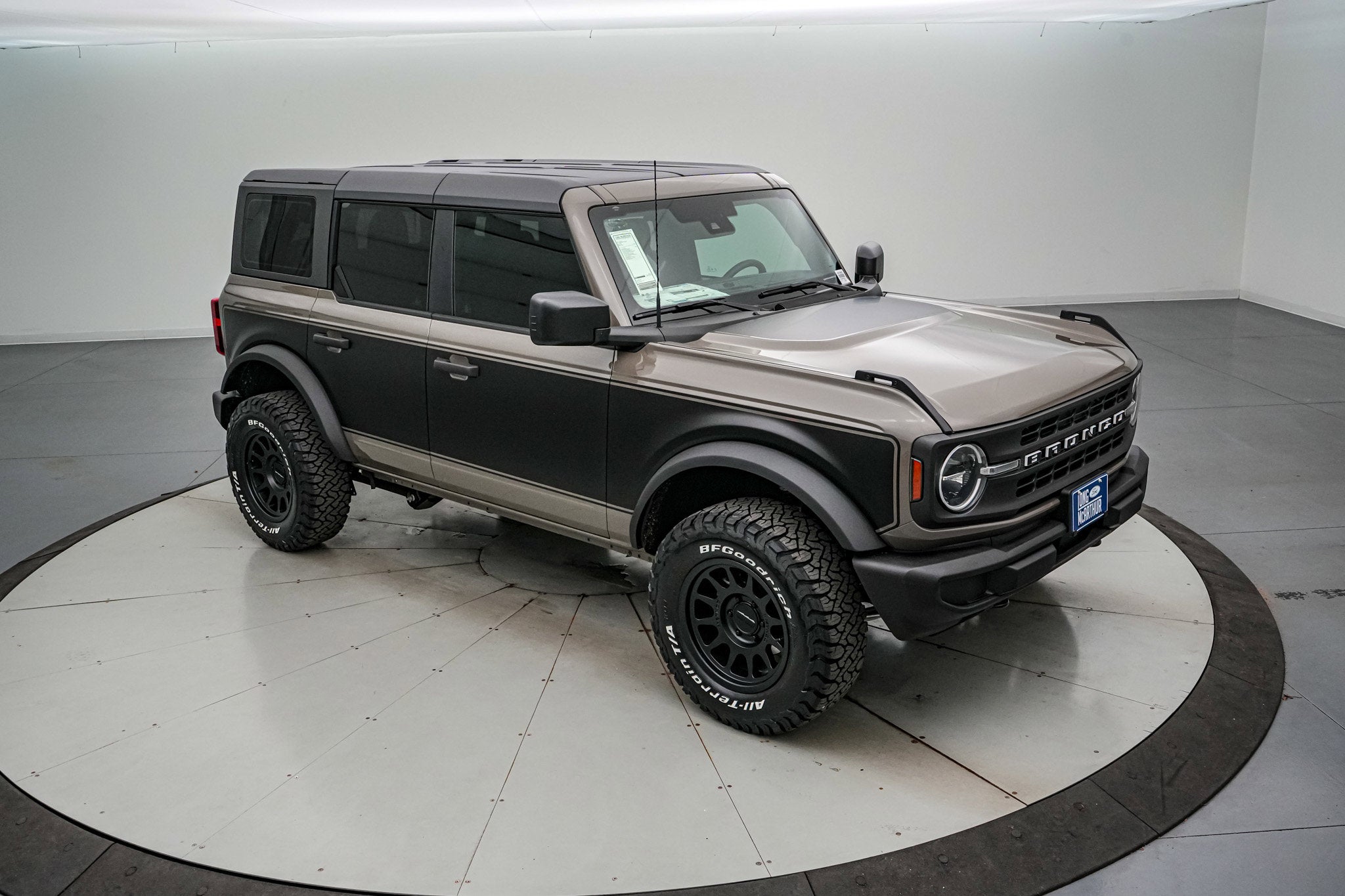 2025 Ford Bronco LMP Vintage